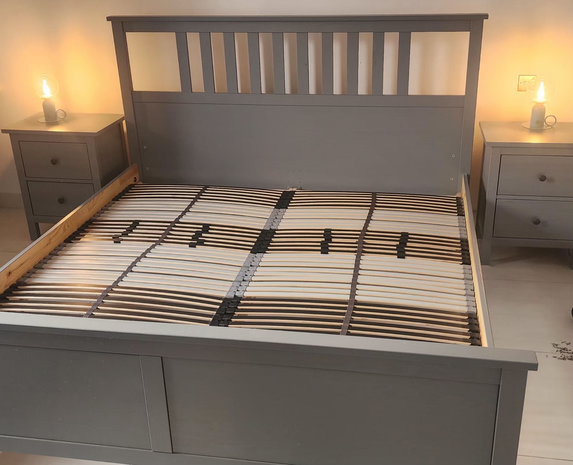 King size double bed and accessories - Image 1