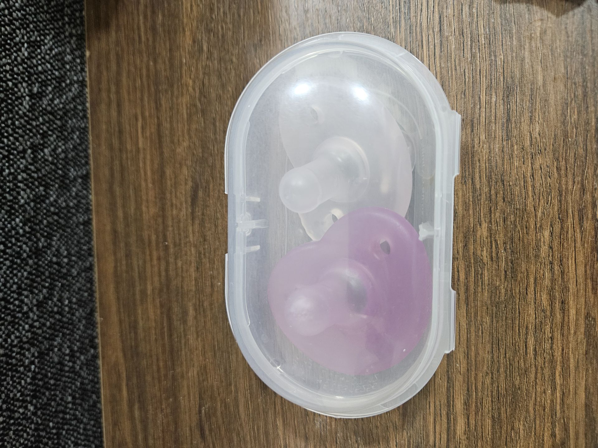 9 Baby bottles and one set of pacifier, for 0-3 months - Image 6