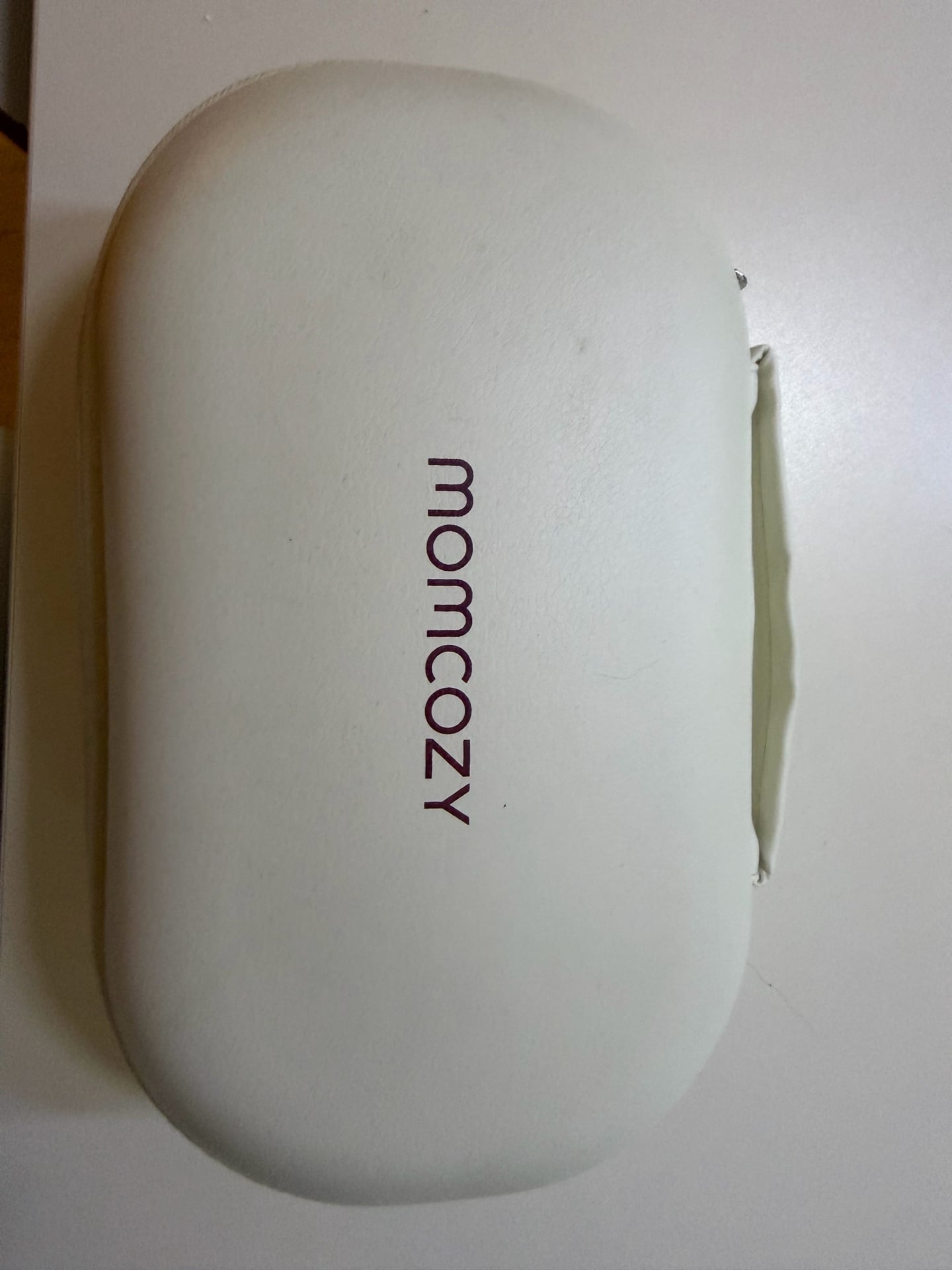 Momcozy M5 Wearable Breast Pump - Maroon (double) - Image 3