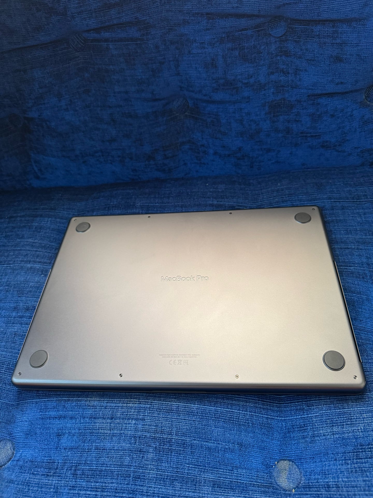 Macbook pro m4 max 48/1tb 16” - Image 8