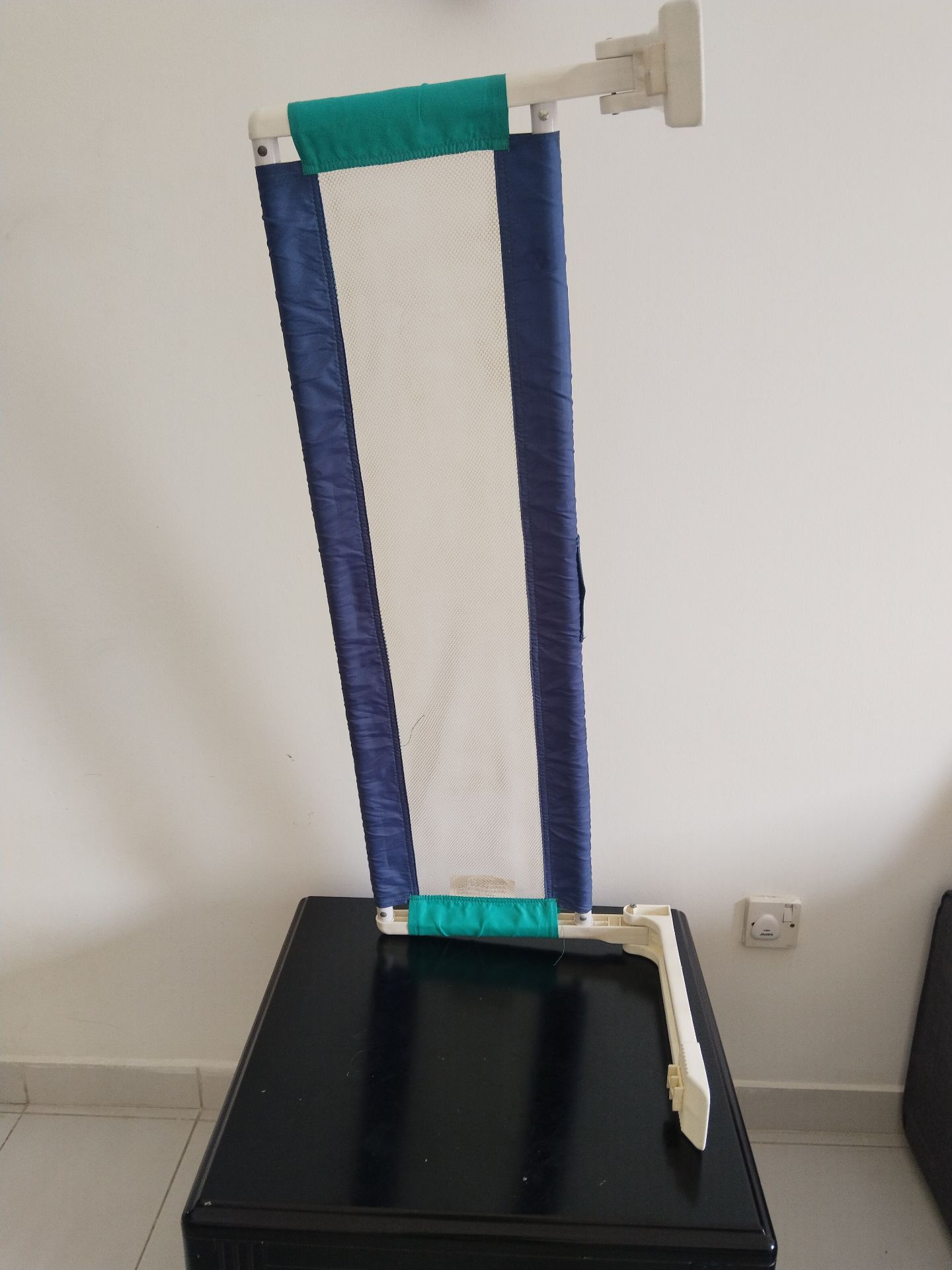 Safety 1st

Portable Bed Rail - Image 3