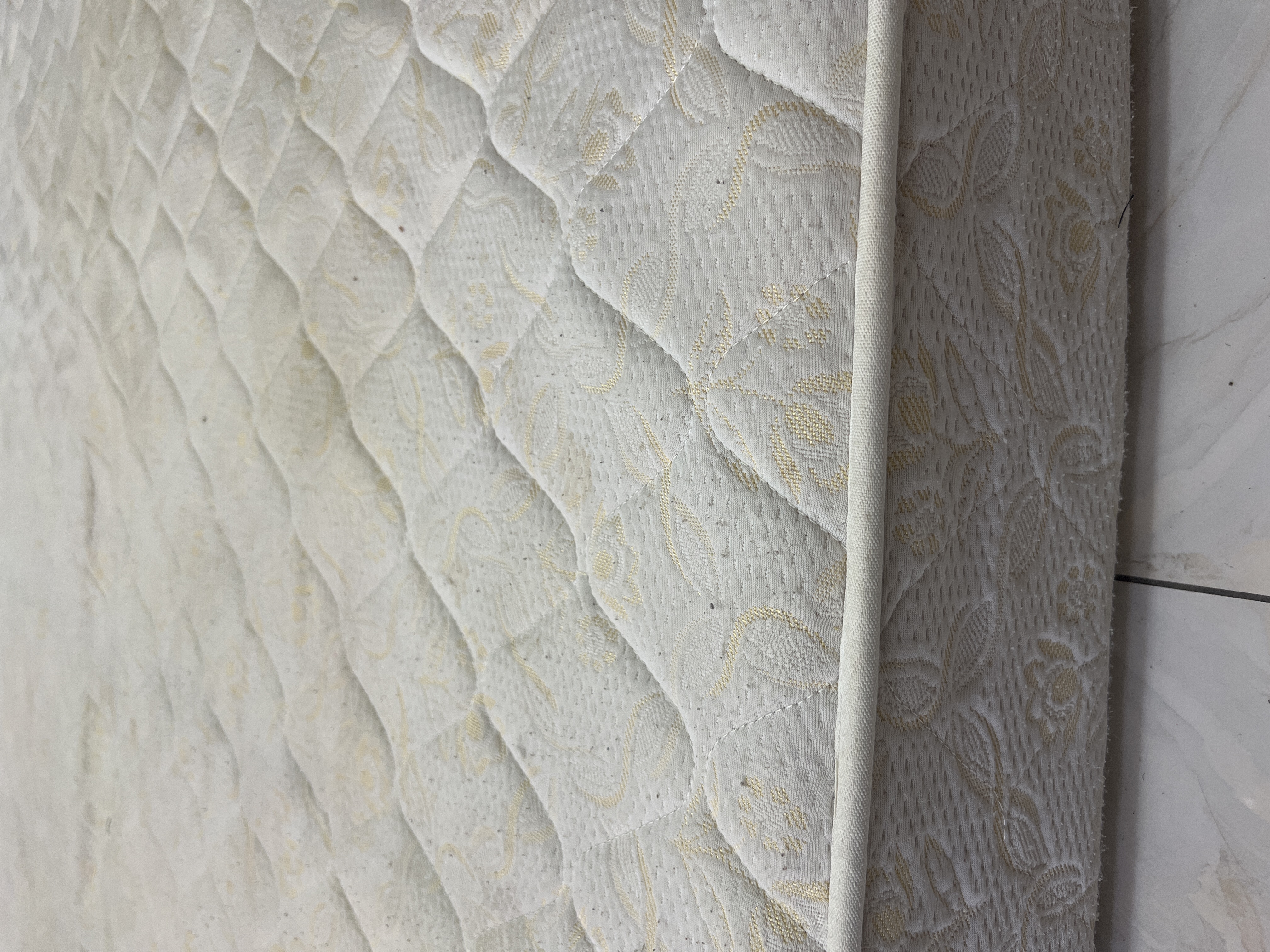Qatar Foam Mattress 200*210 - Image 3
