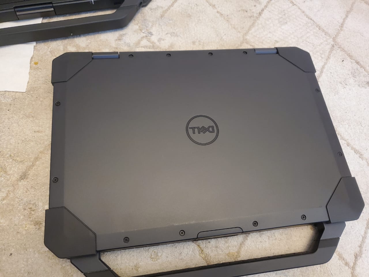 Dell Latitude 5424 Rugged, Core i7 8th Gen, 32GB RAM, 512 SSD, Win10 - Image 4