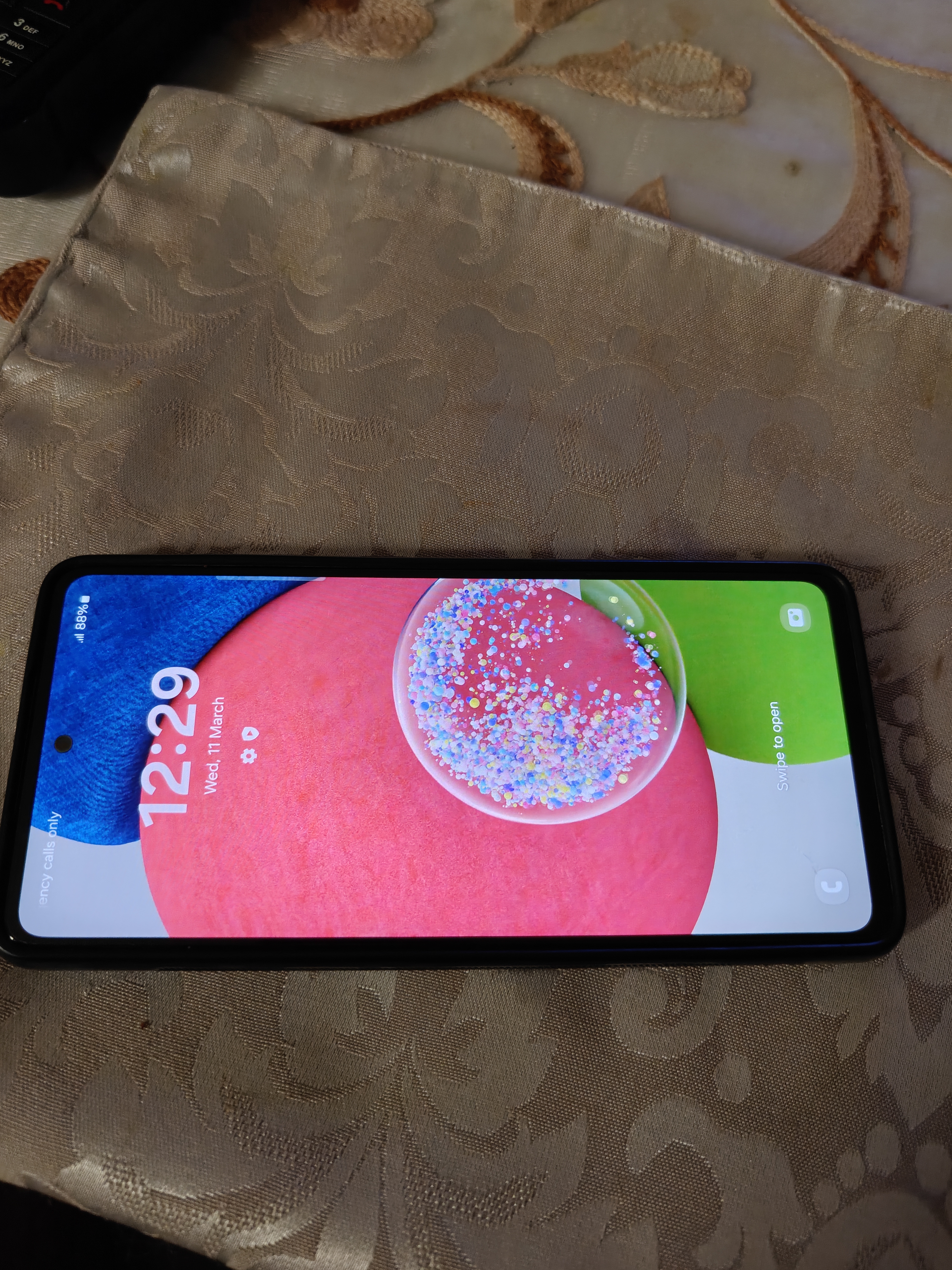 Excellent condition Samsung A52sb5g  - Image 4