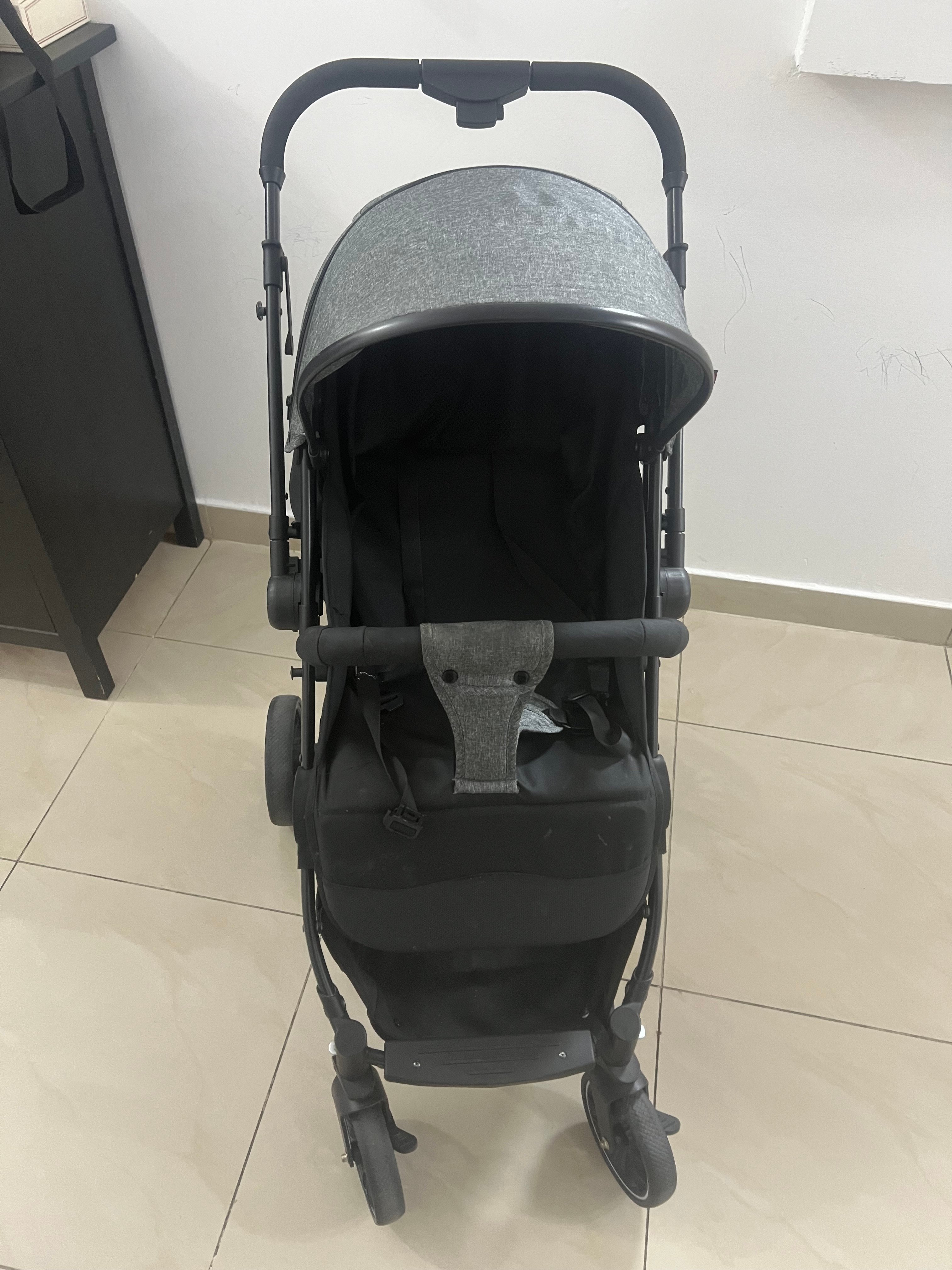 Stroller - Image 1