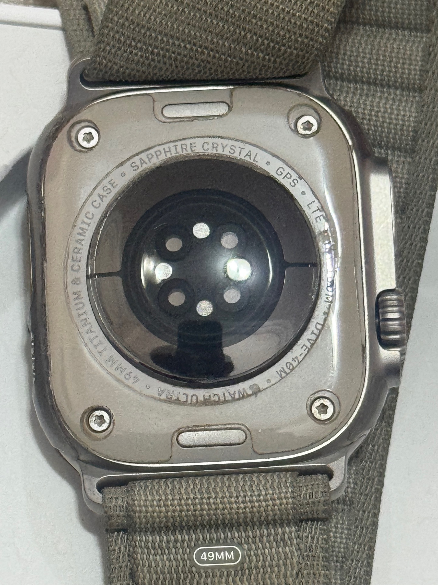 Apple Watch Ultra 2 (Model A2986)  49mm titanium GPS + Cellular smartwatch - Image 3