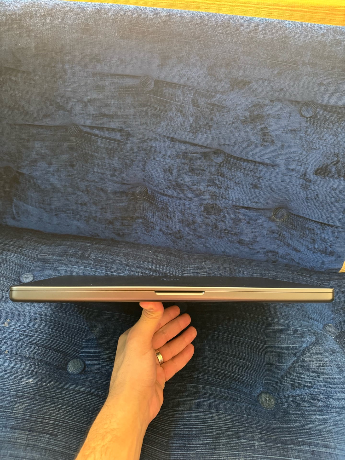 Macbook pro m4 max 48/1tb 16” - Image 4