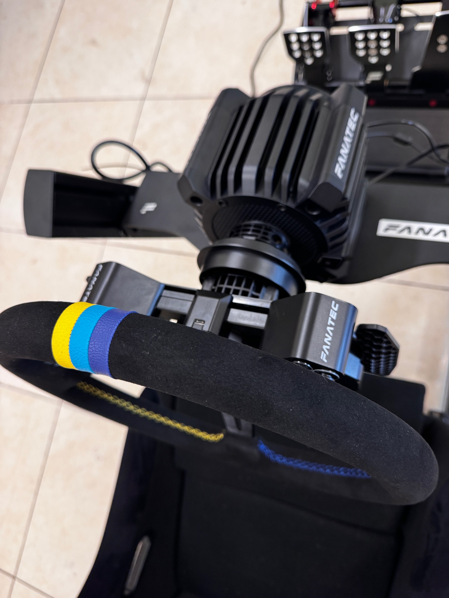 Fanatec￼ semi Racing - Image 6