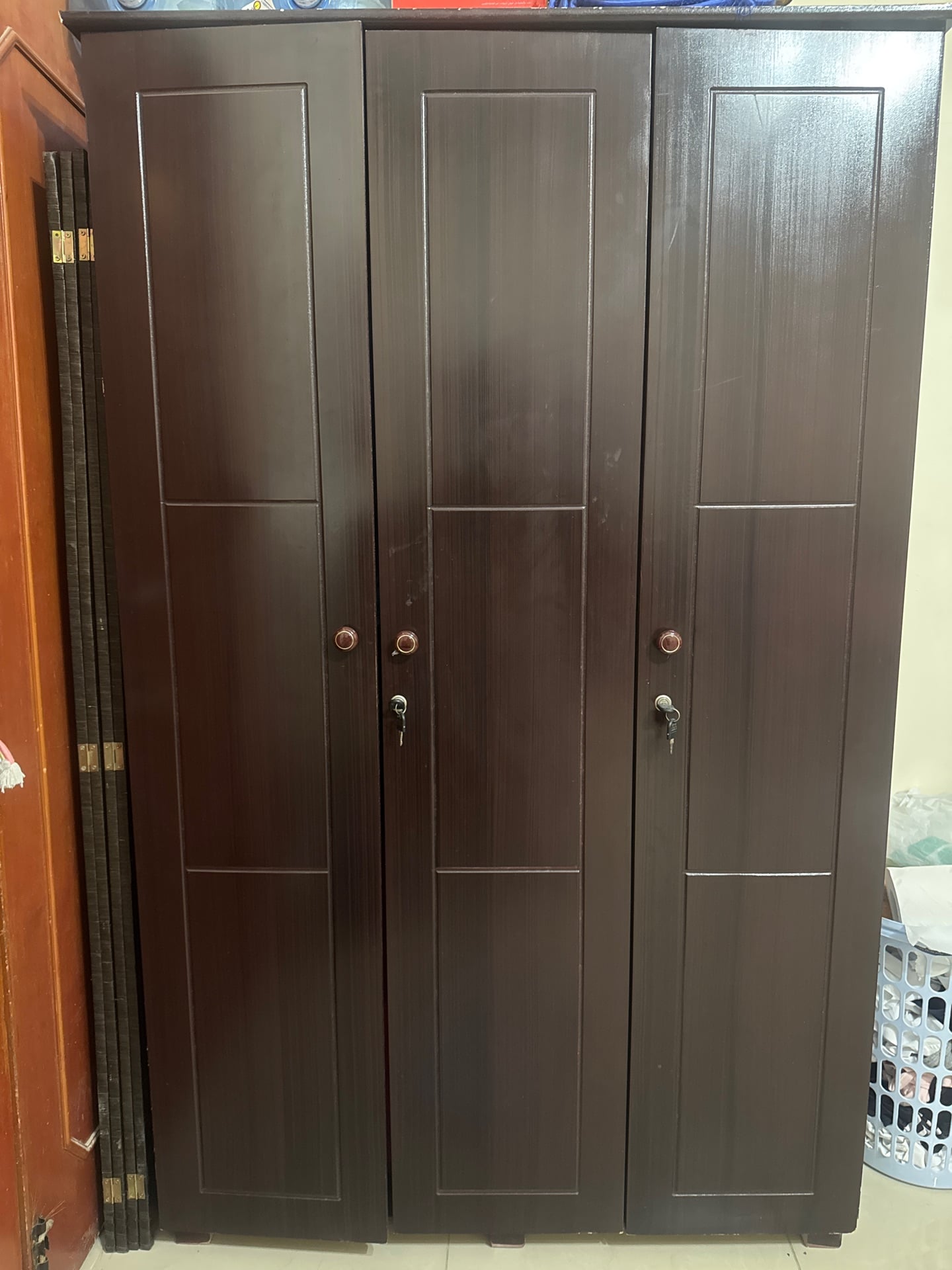 3 Door Cupboard - Image 1