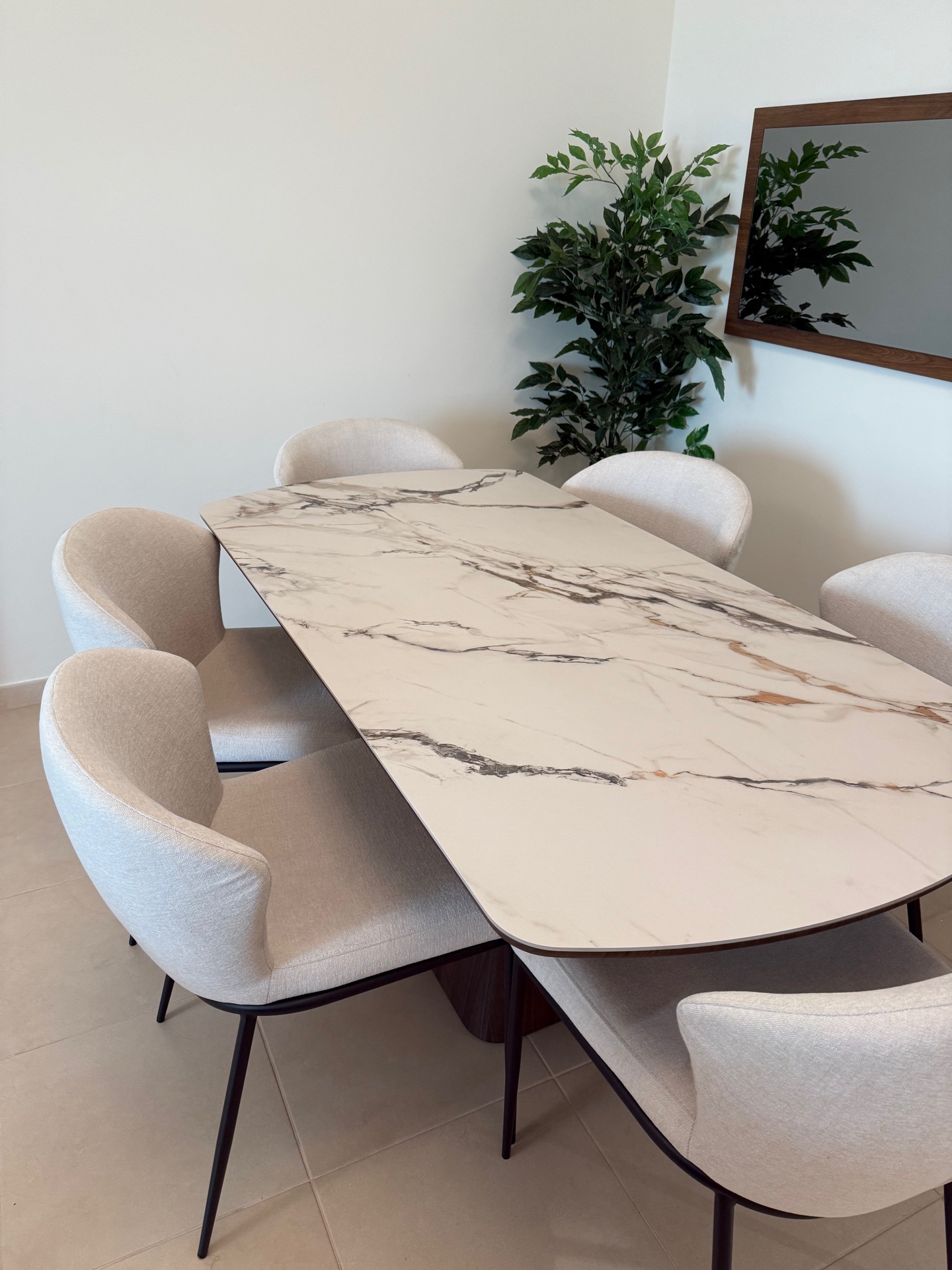 Ceramic dining table + 6 chairs - Image 3