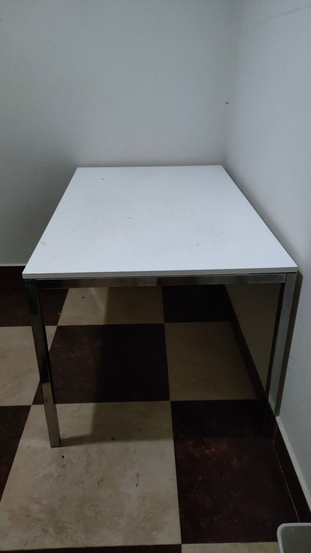 Dining table (Ikea) - Image 1