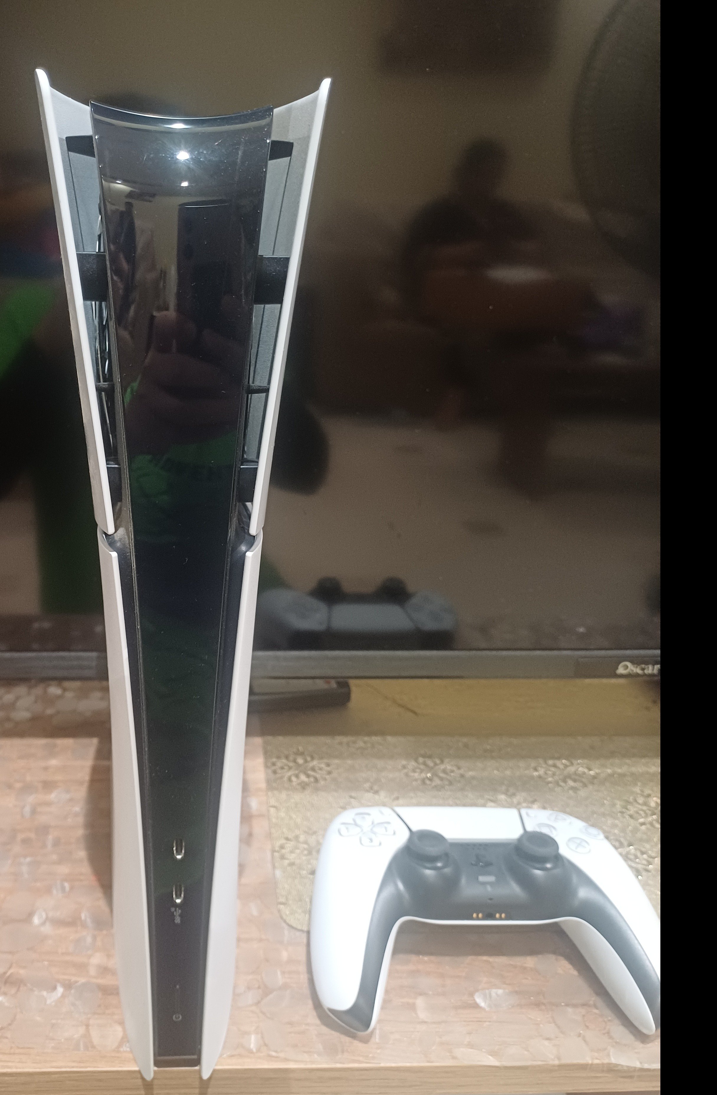 Digital PS5- 1TB - excellent condition - Image 1