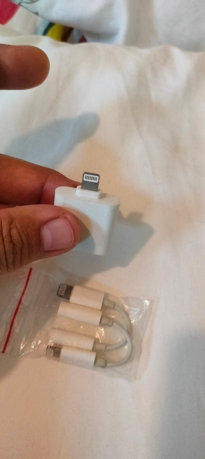 Apple lighting connecttors  - Image 2