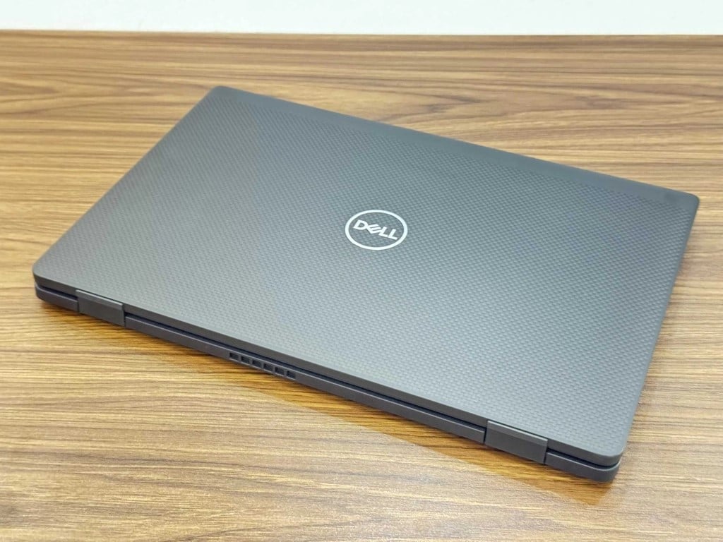 Dell Latitude 7420 14" Core i7-11th Gen, 16GB RAM, 512GB SSD, Win 11) - Image 3