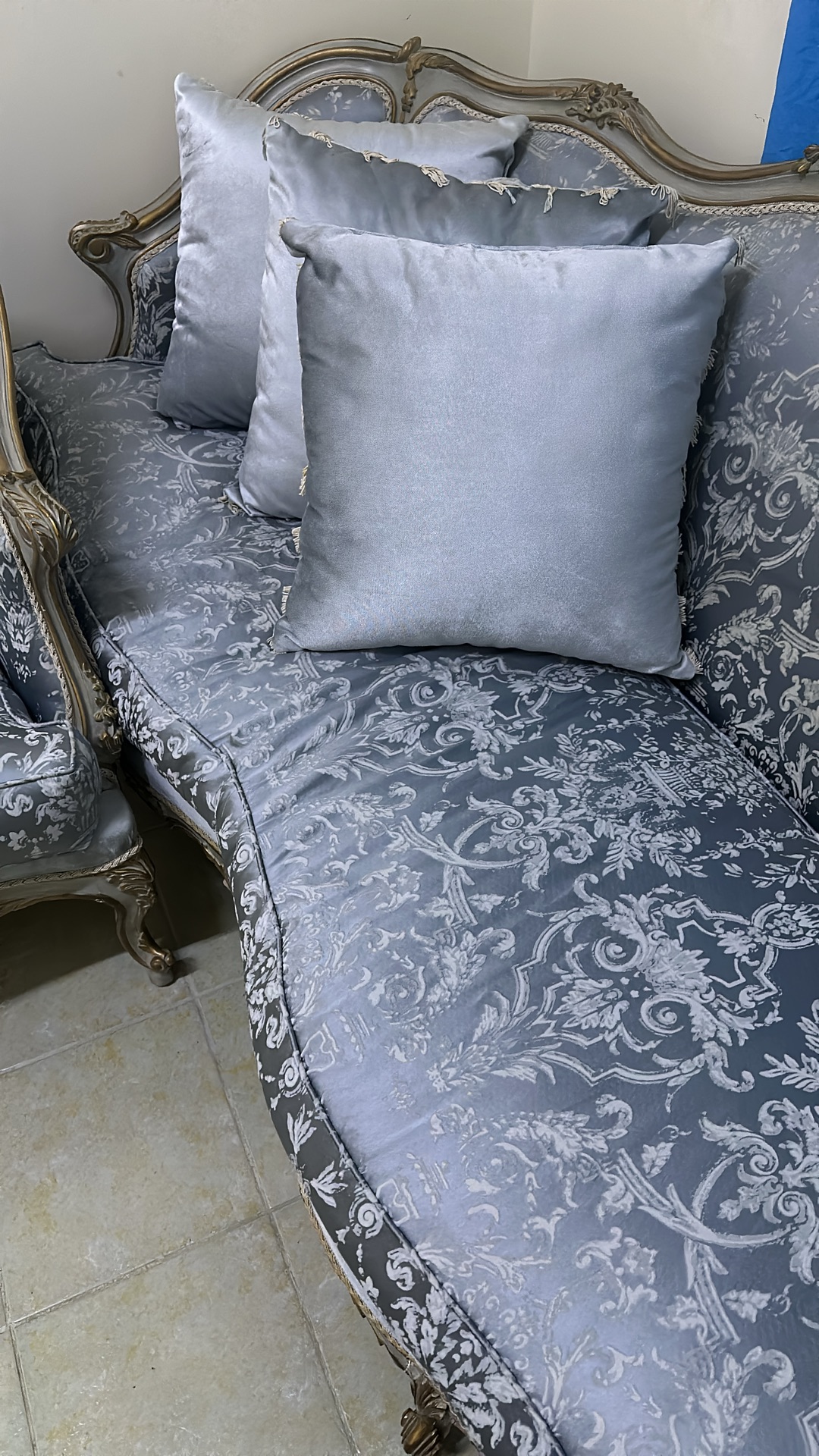 Sofa - Image 2