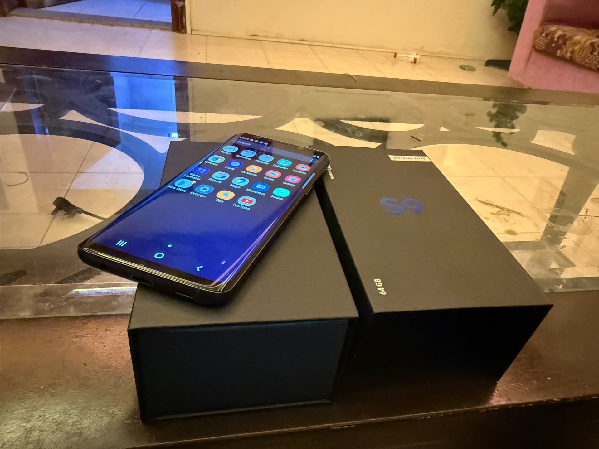 Samsung Galaxy S9 Original Full Box 64GB – Good Condition - Image 1