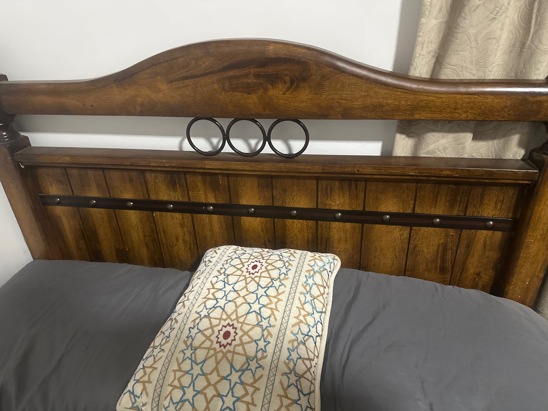 Wooden strong Bed with spring mattress and pillows  - Image 3