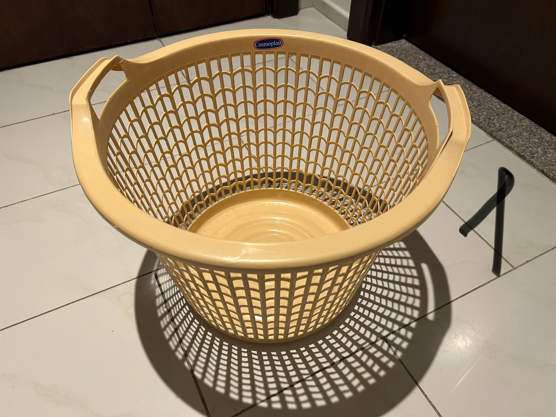 3 Laundry basket storage  + 1 small step - Image 2