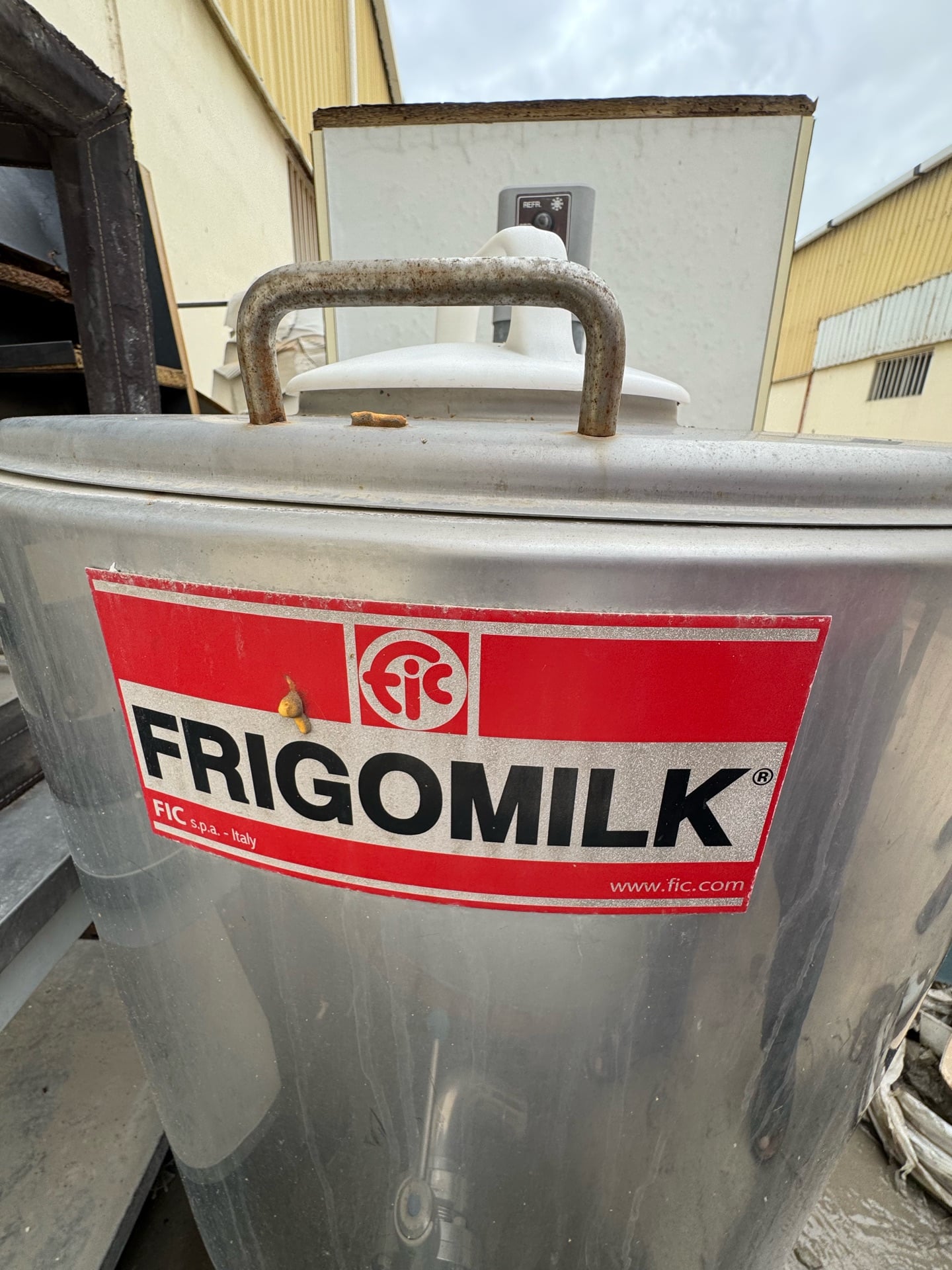 Cream making machine and chest freezers Urgent - Image 2
