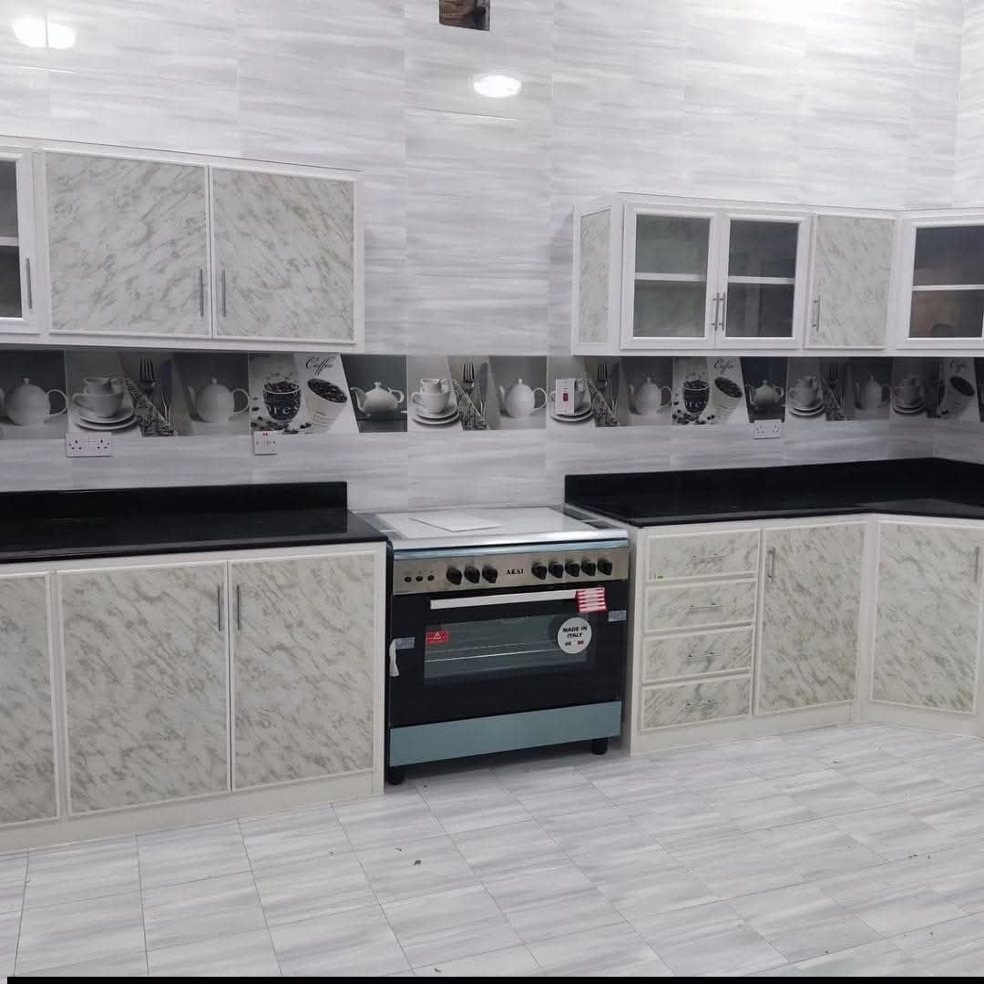 Kitchen cabinet sell - Image 3