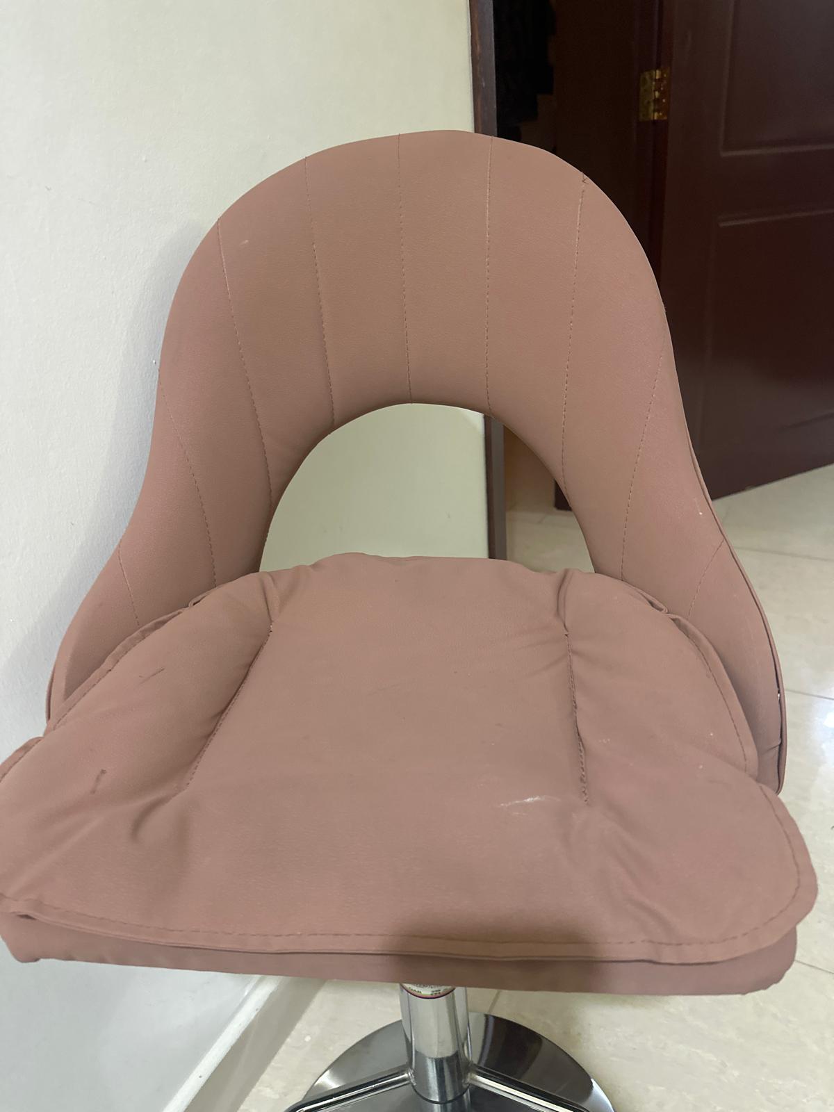 BAR CHAIR VERY GOOD CONDITION - Image 2