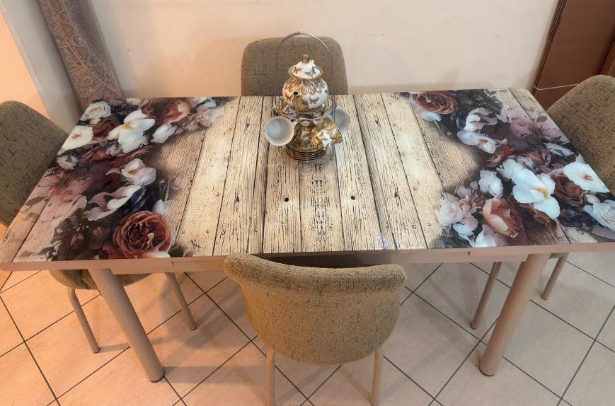 Value for money table and 4 chairs - Image 4