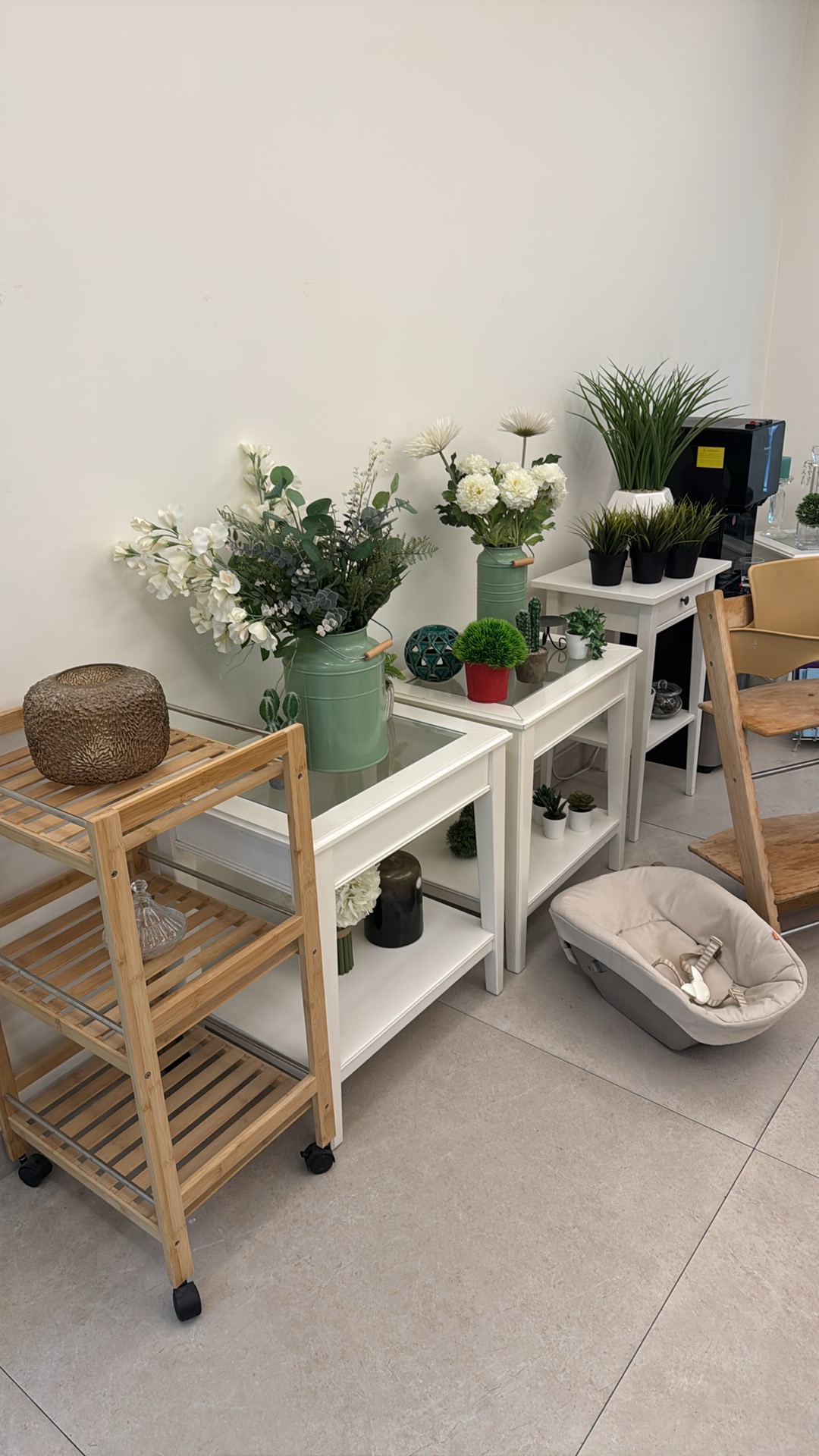 Moving sale/ new condition items  - Image 4