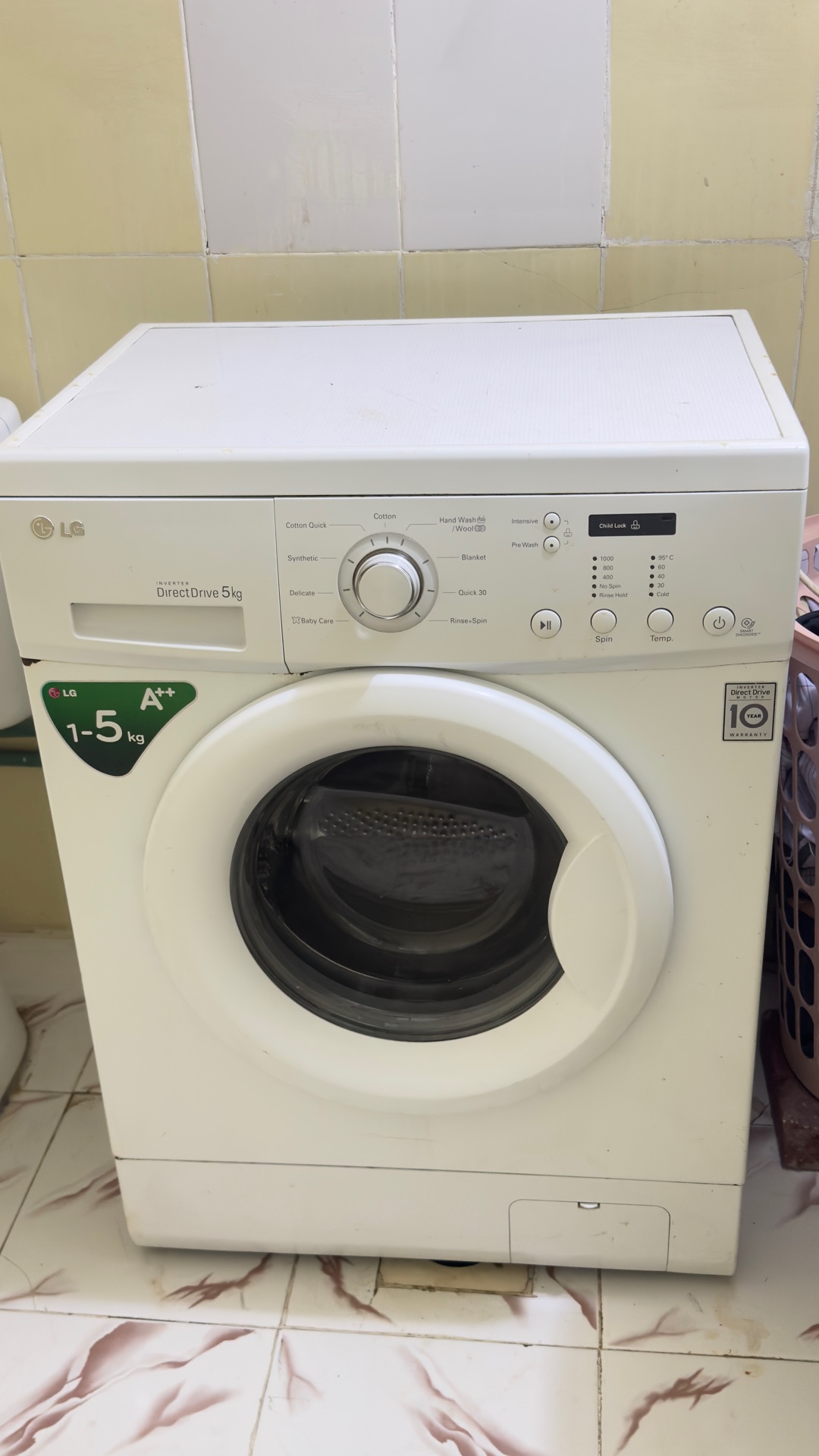 Washing machine - Image 1