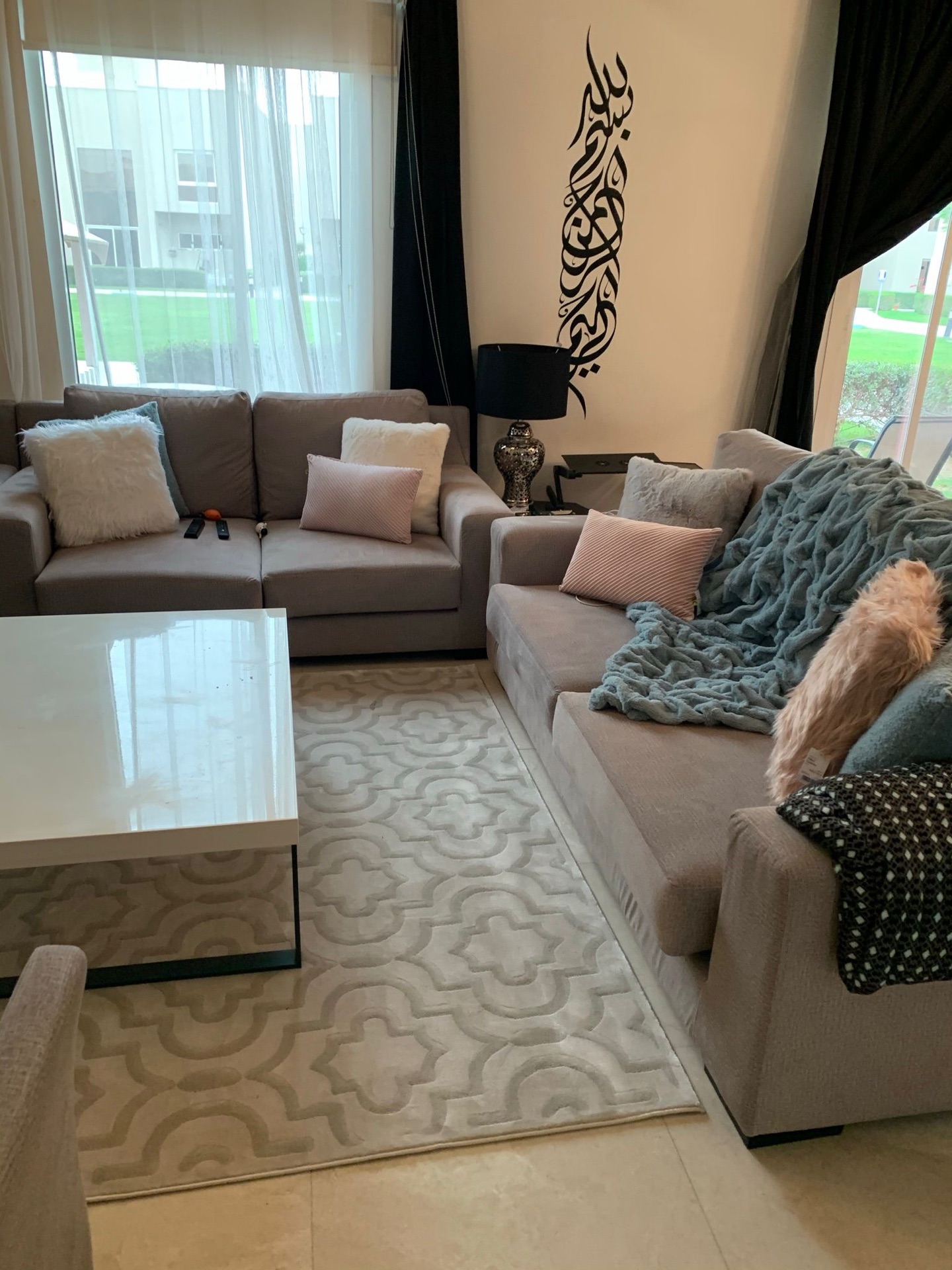 Sofa - Image 5