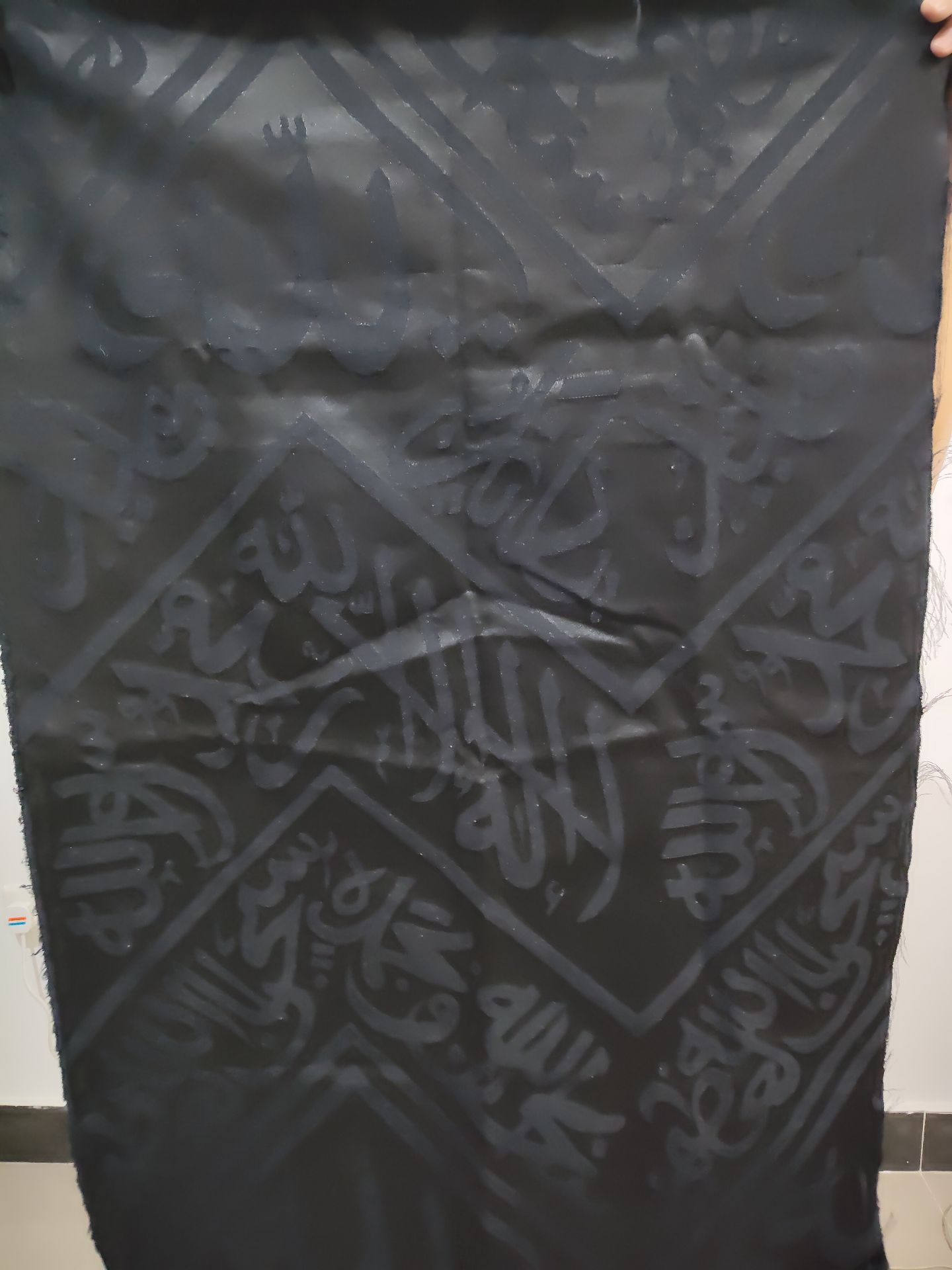 Title : Authentic Kaaba Kiswah Piece - A rear & sacred Islamic Masterpiece - Image 3