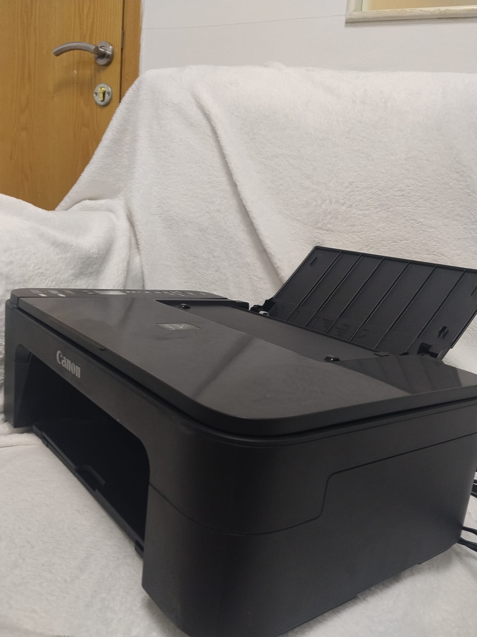 Canon PIXMA ( Color ) - Image 3