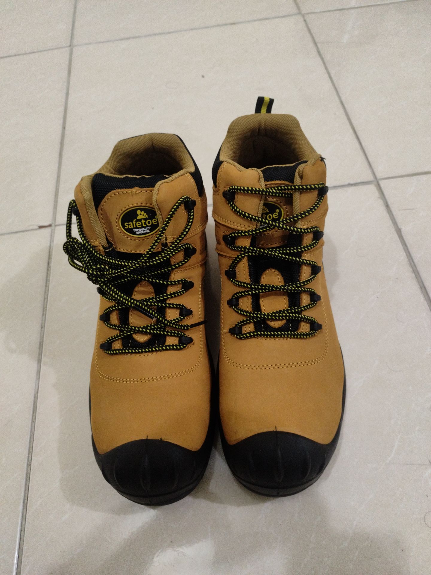 Safety shoes (safetoe brand similar of dewalt) - Image 4