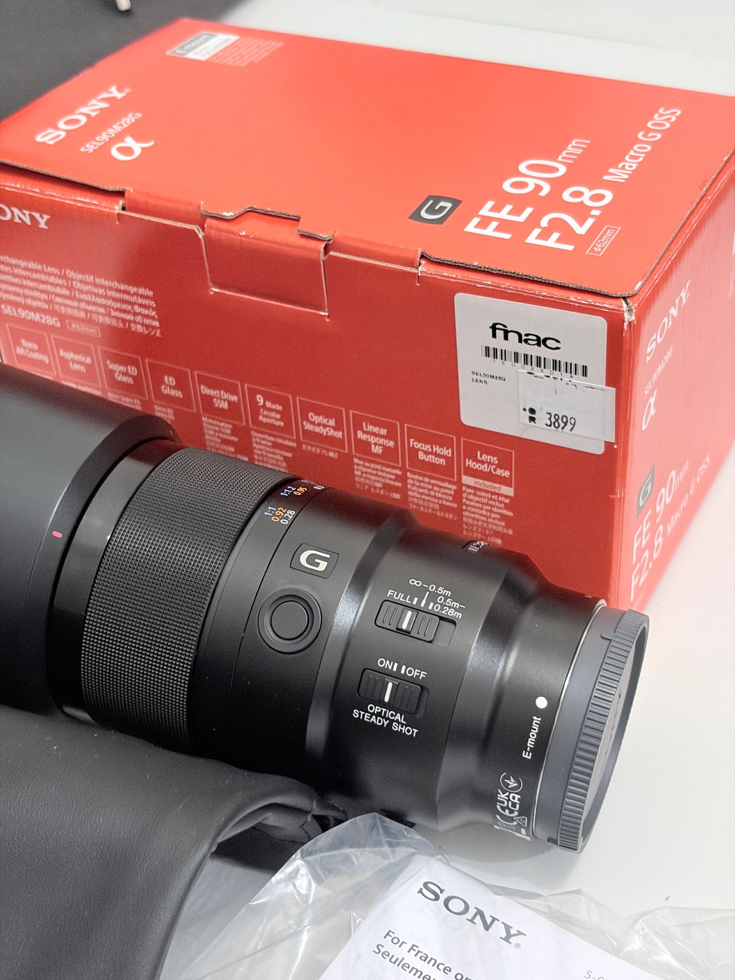 Sony FE 90mm F2.8 Macro G OSS - Image 1