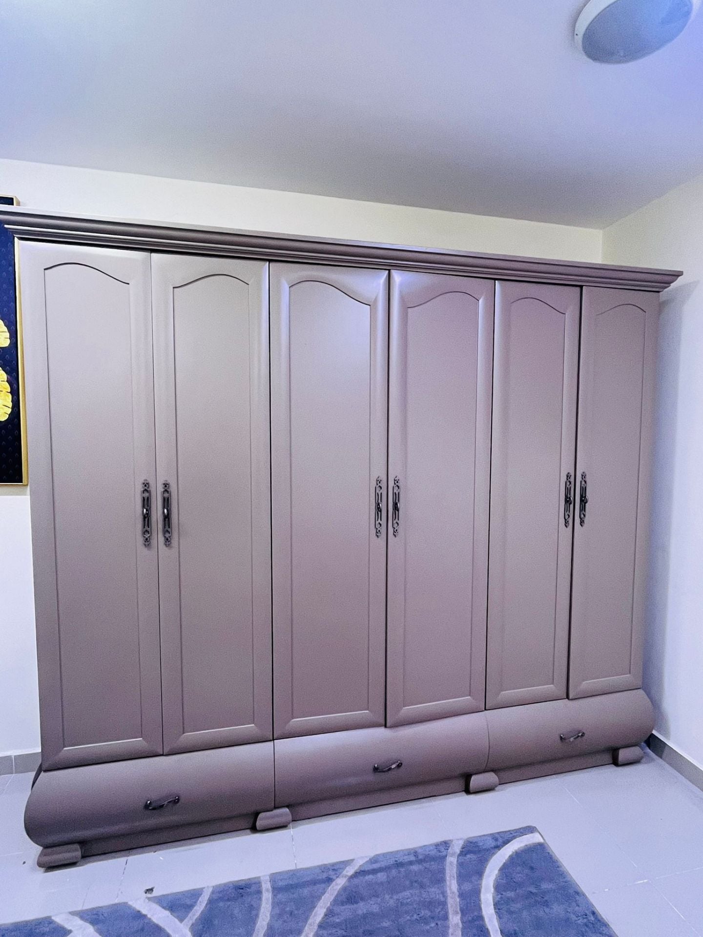 Full bedroom set - Image 1
