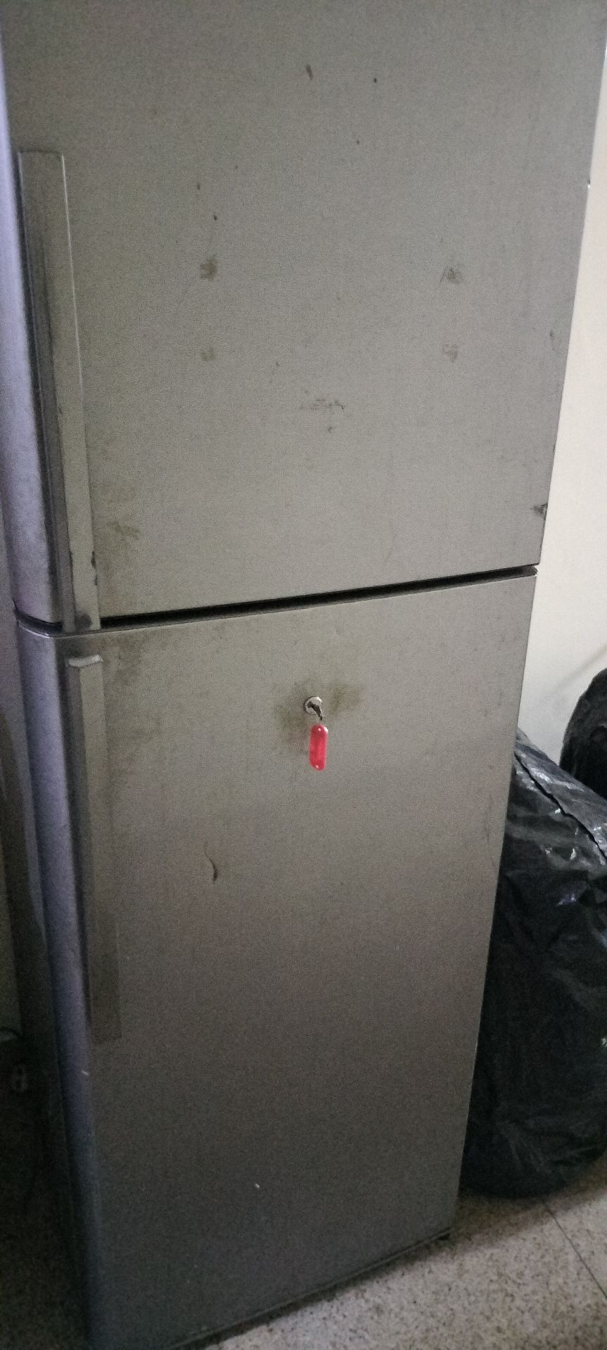 Refrigerator for sale  - Image 4