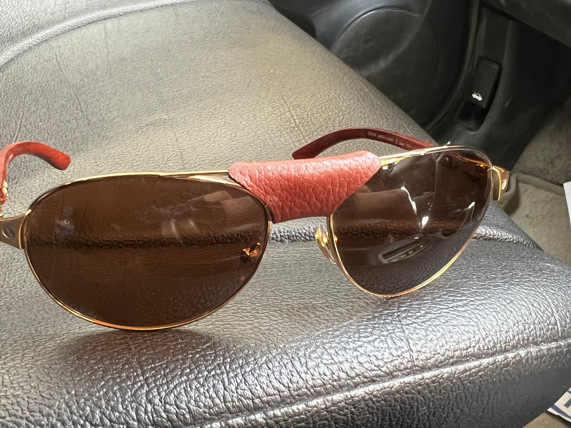 Luxury authentic LV & Cartier sunglasses  - Image 3