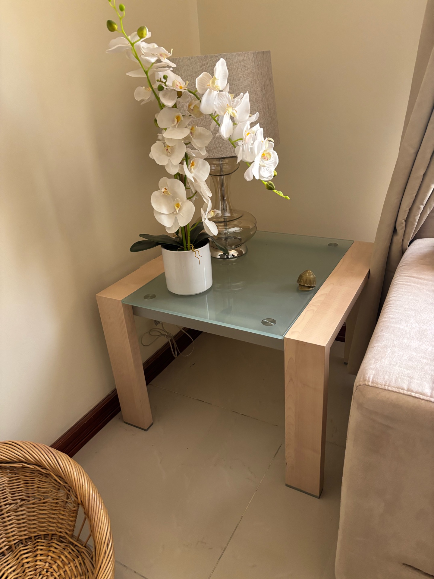 PAN home lounge & dining room set - Image 5