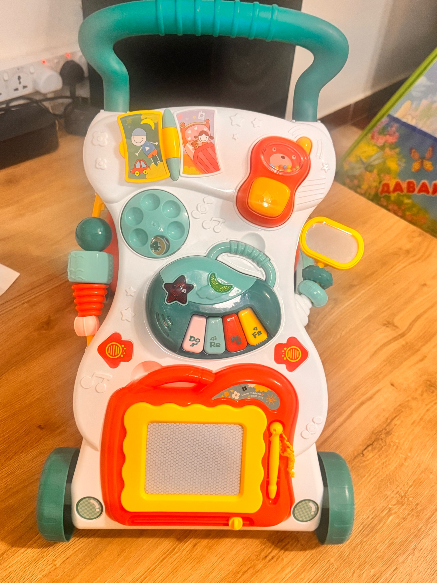 Baby walker - Image 2