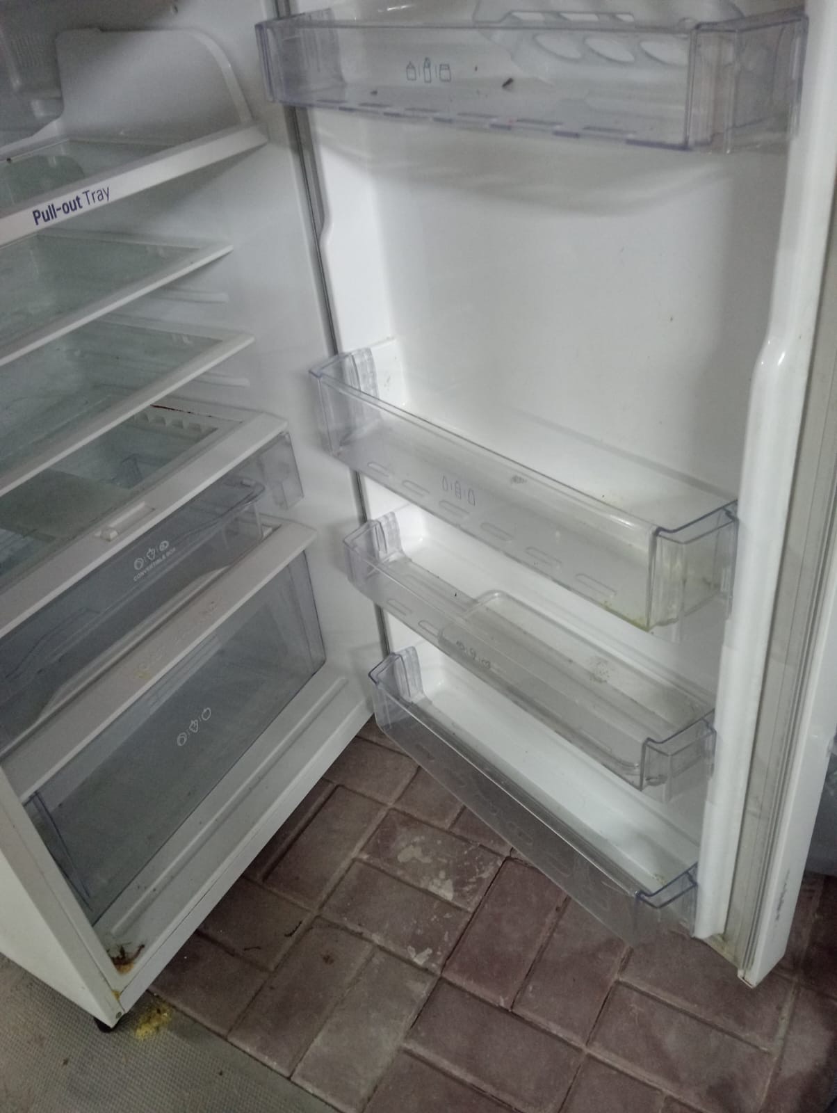 LG Refrigerator  - Image 3