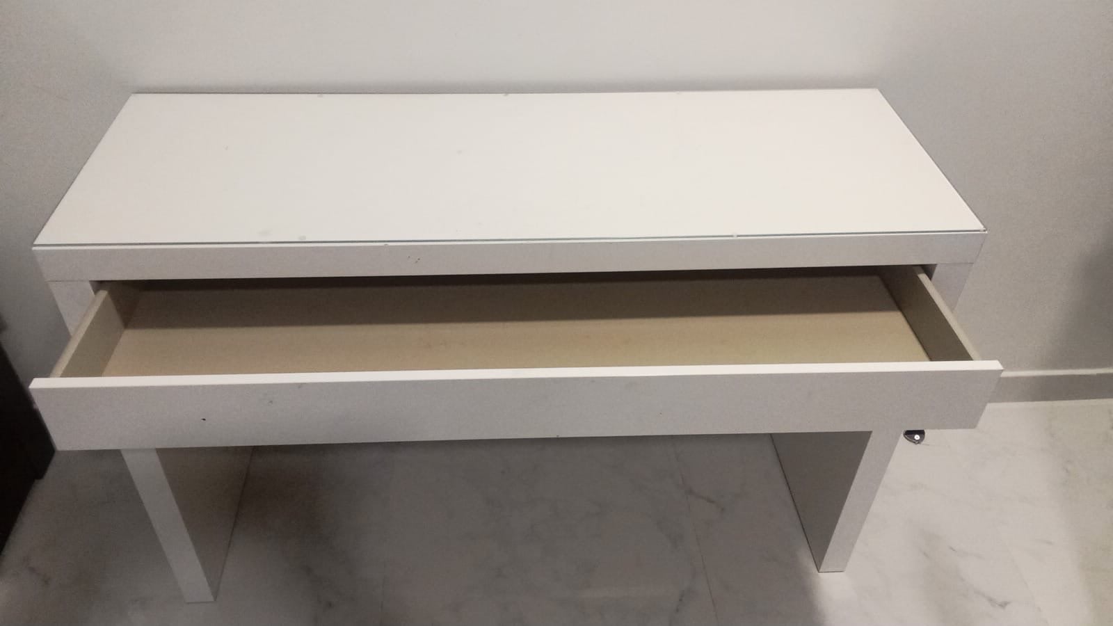 white vanity desk with drawer  - Image 3