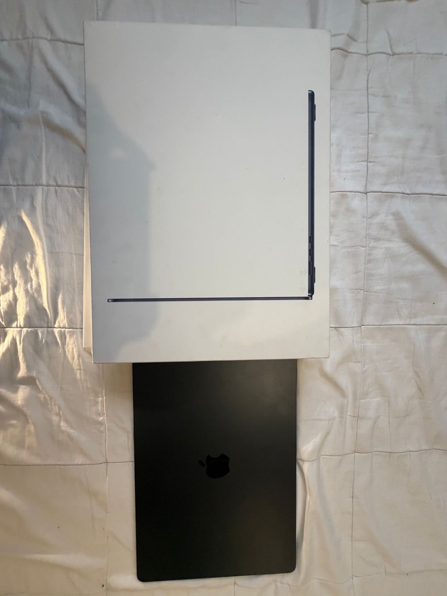 Macbook Air M3 - Image 5