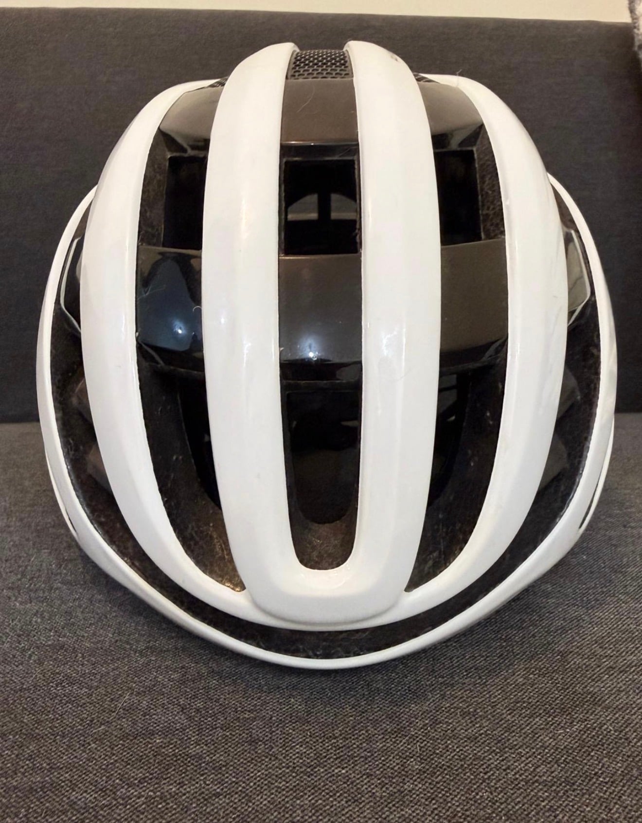 Abus Airbreaker Cycling Helmet - Image 2