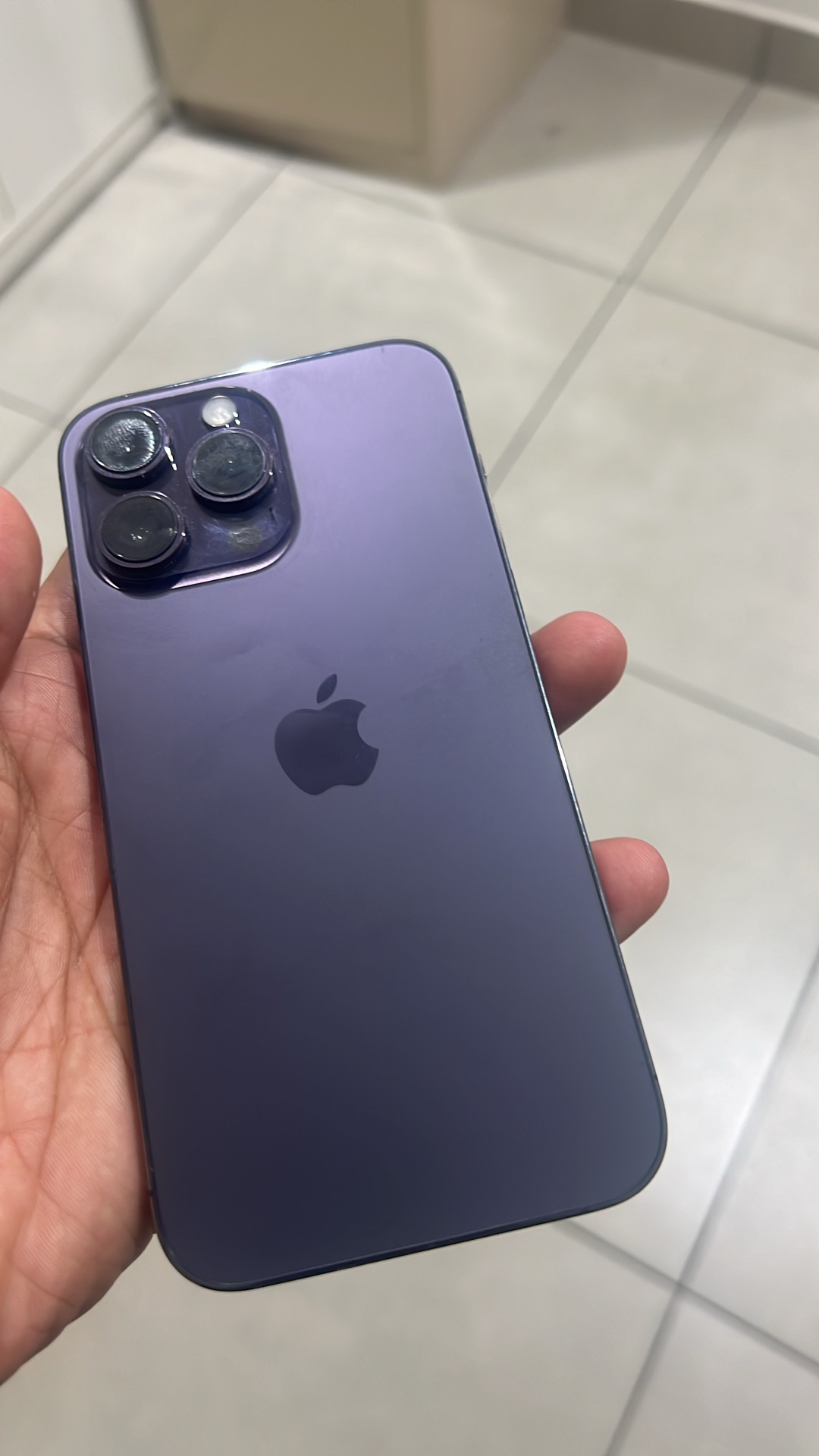 iPhone - Image 3