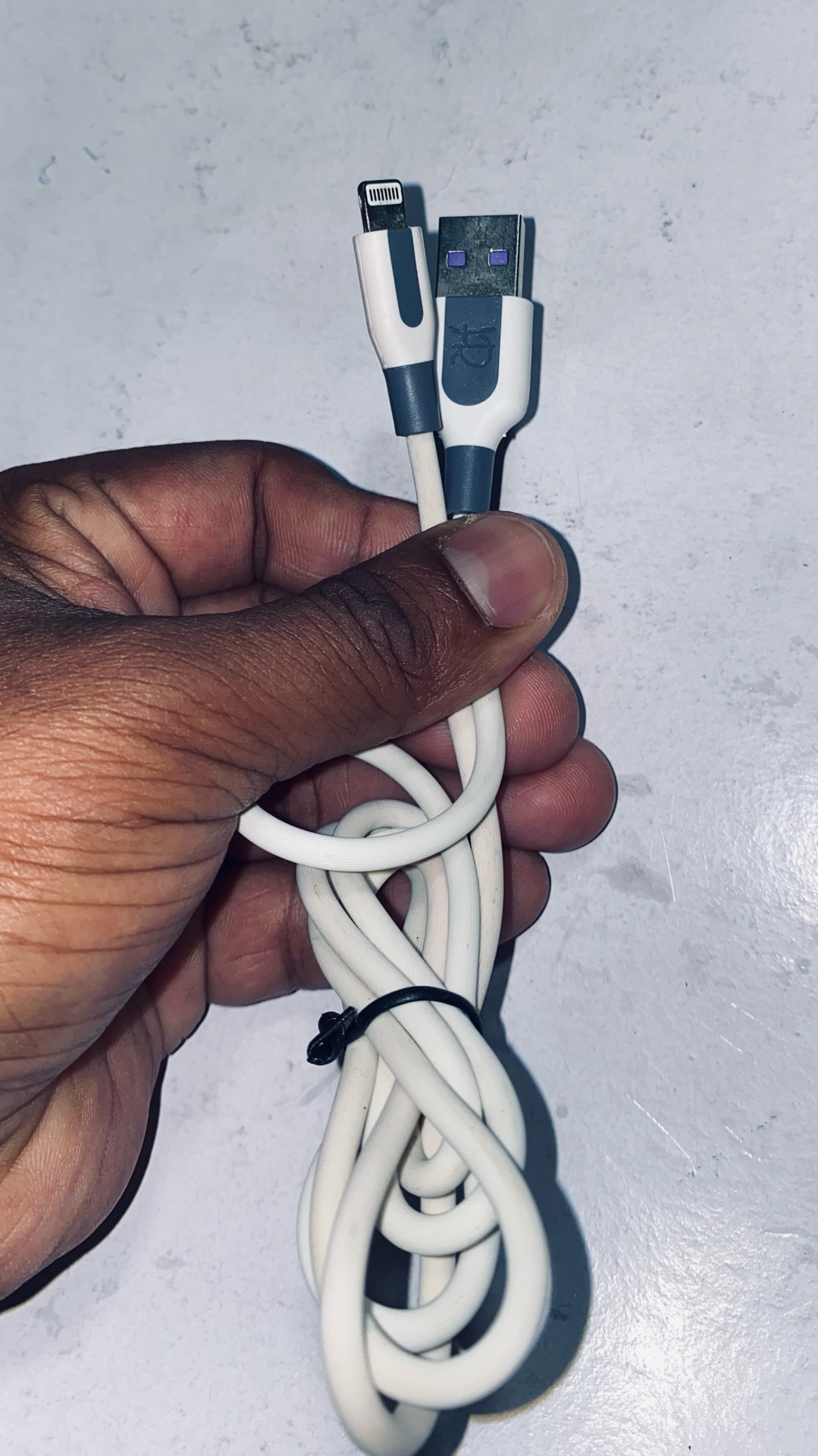 Charger  - Image 3