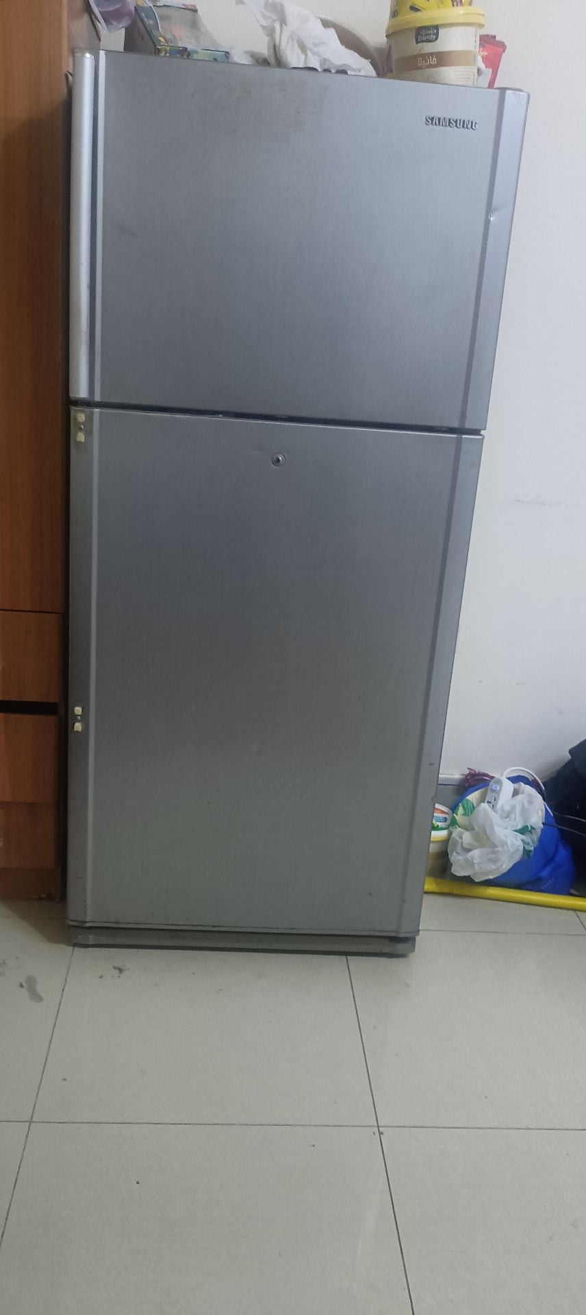 Double door big fridge of 670 lts. - Image 4