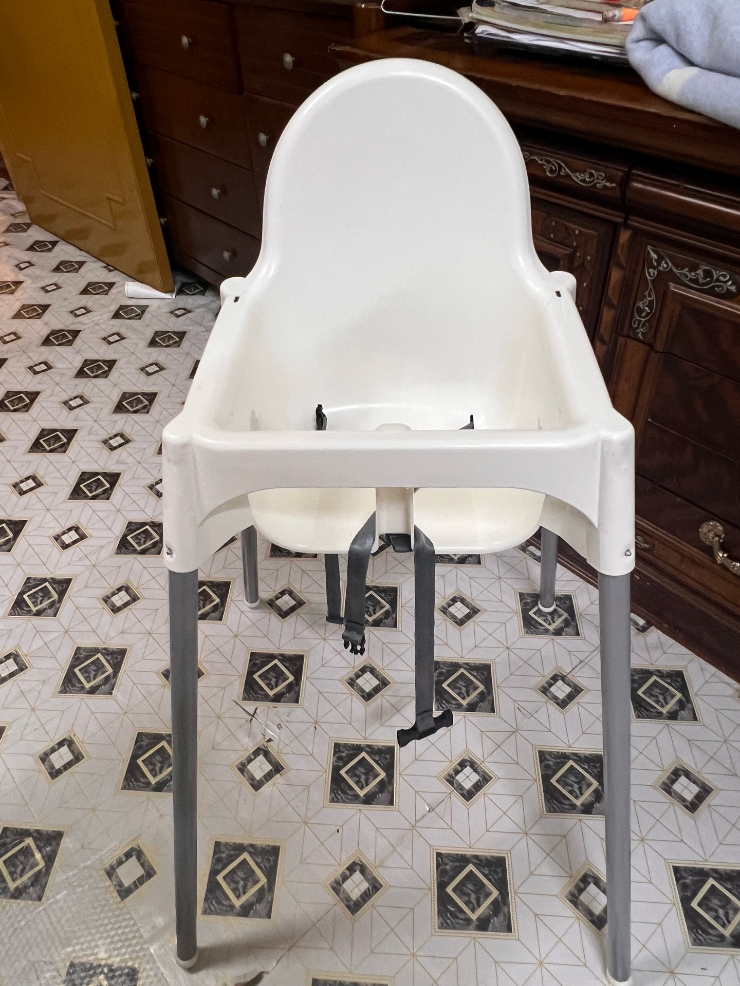 Baby food table and potty training chair  - Image 6