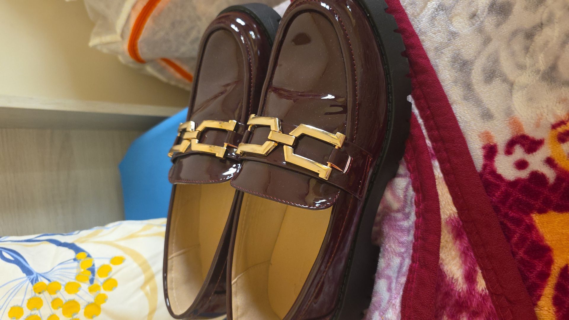 Used clean shoes for sale - Image 5
