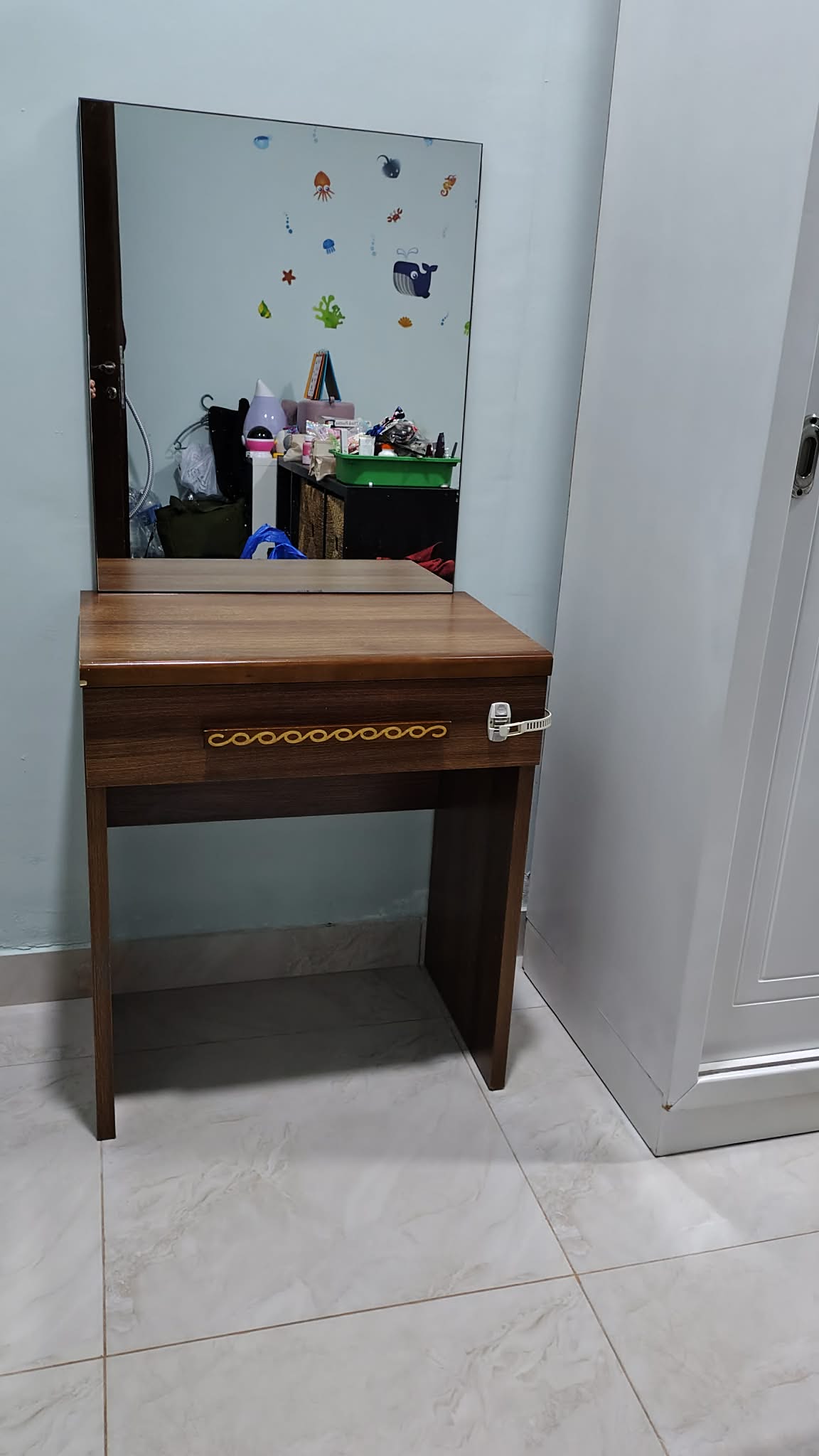 CABINETS AND DRAWERS - Image 5