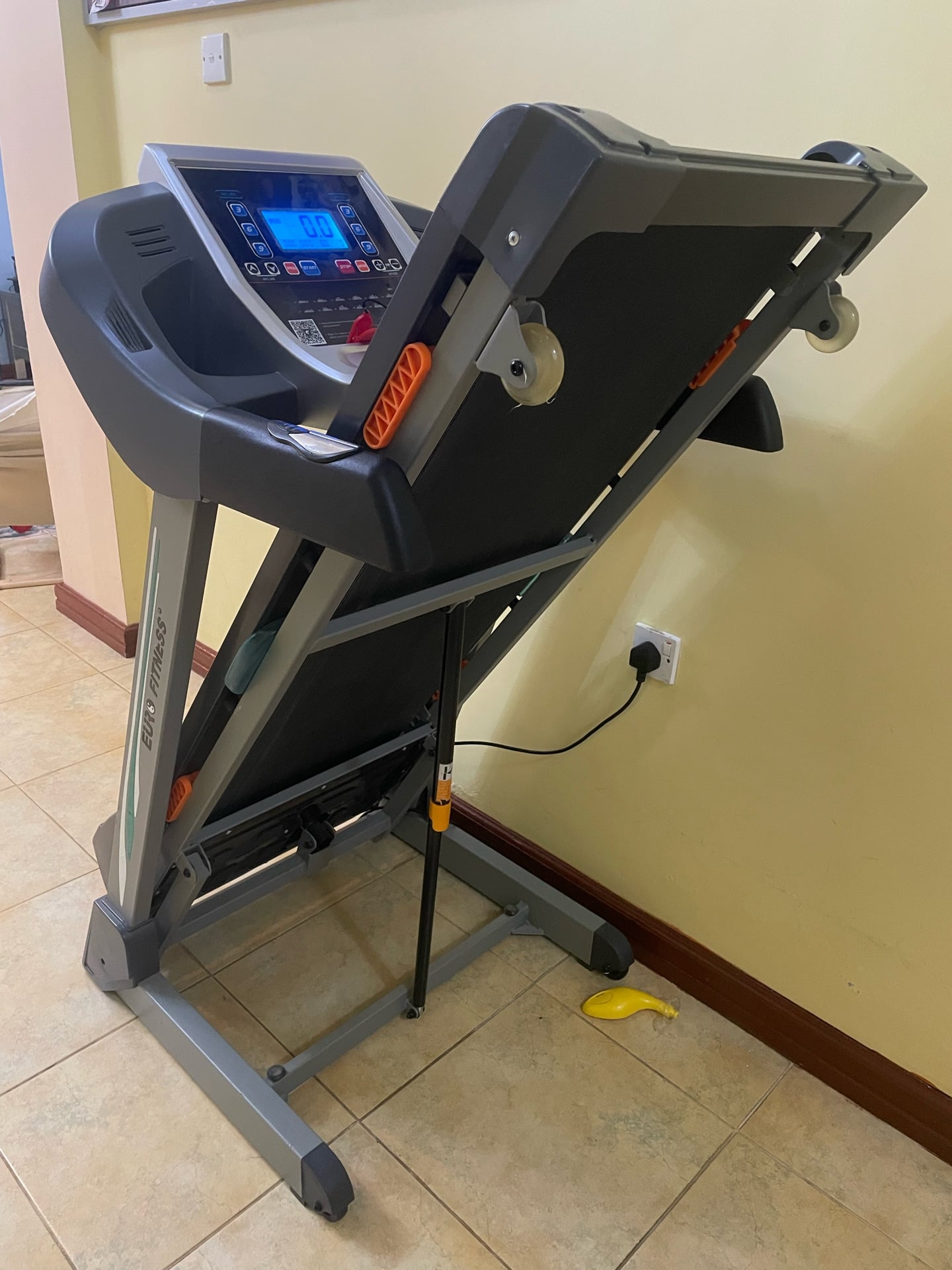 EuroFitness T-800 Treadmill  - Image 6