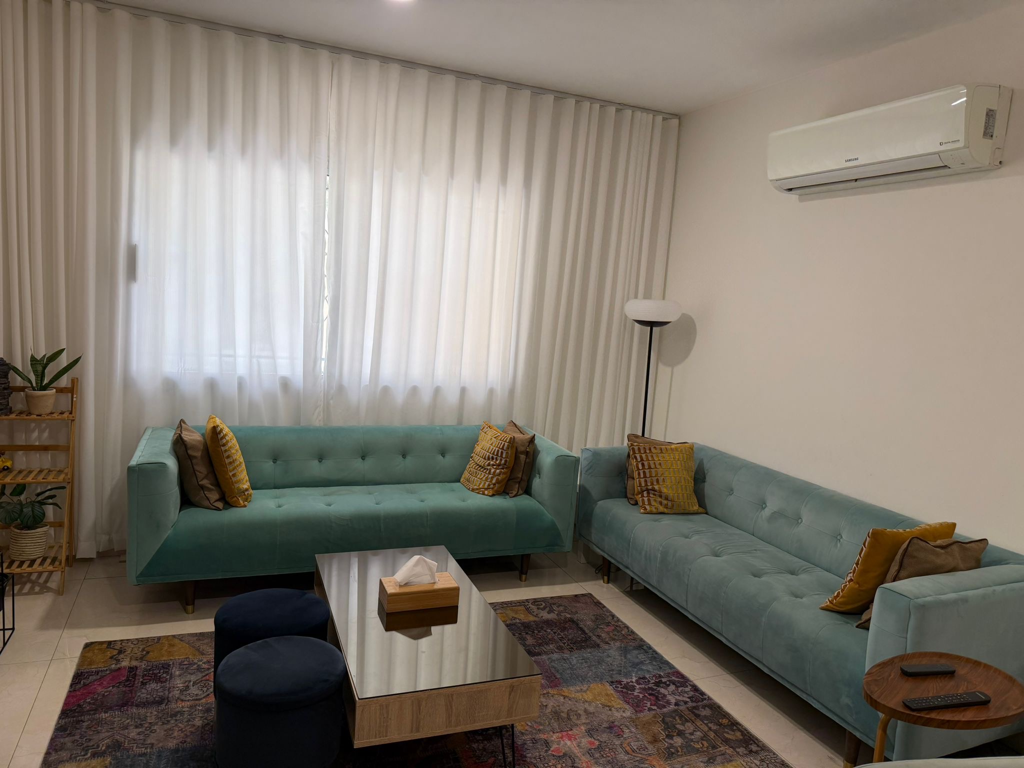 Elegant Sofa Set for Sale – Perfect Condition - Image 1